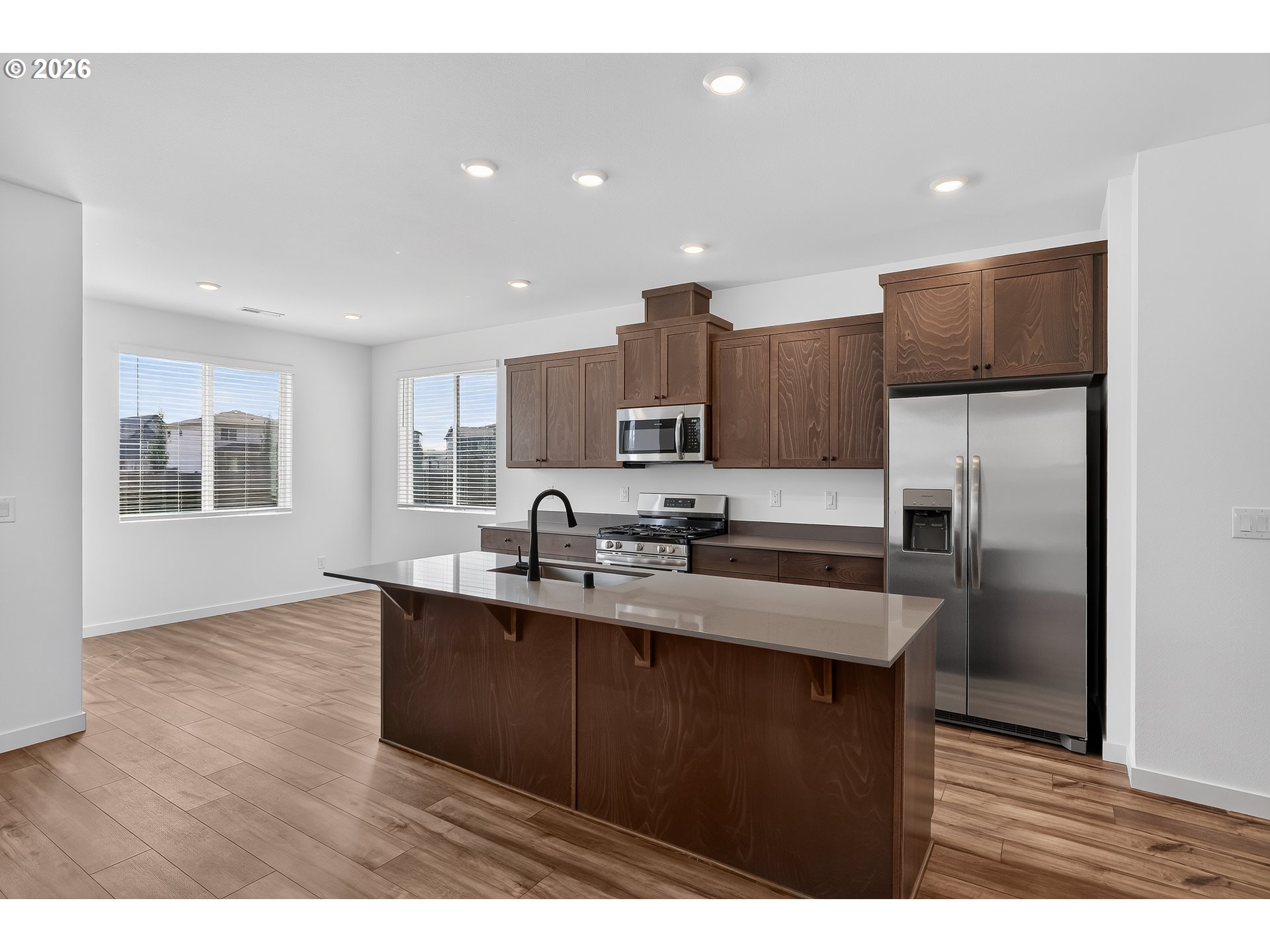 2325 Ash St Property Photo 11