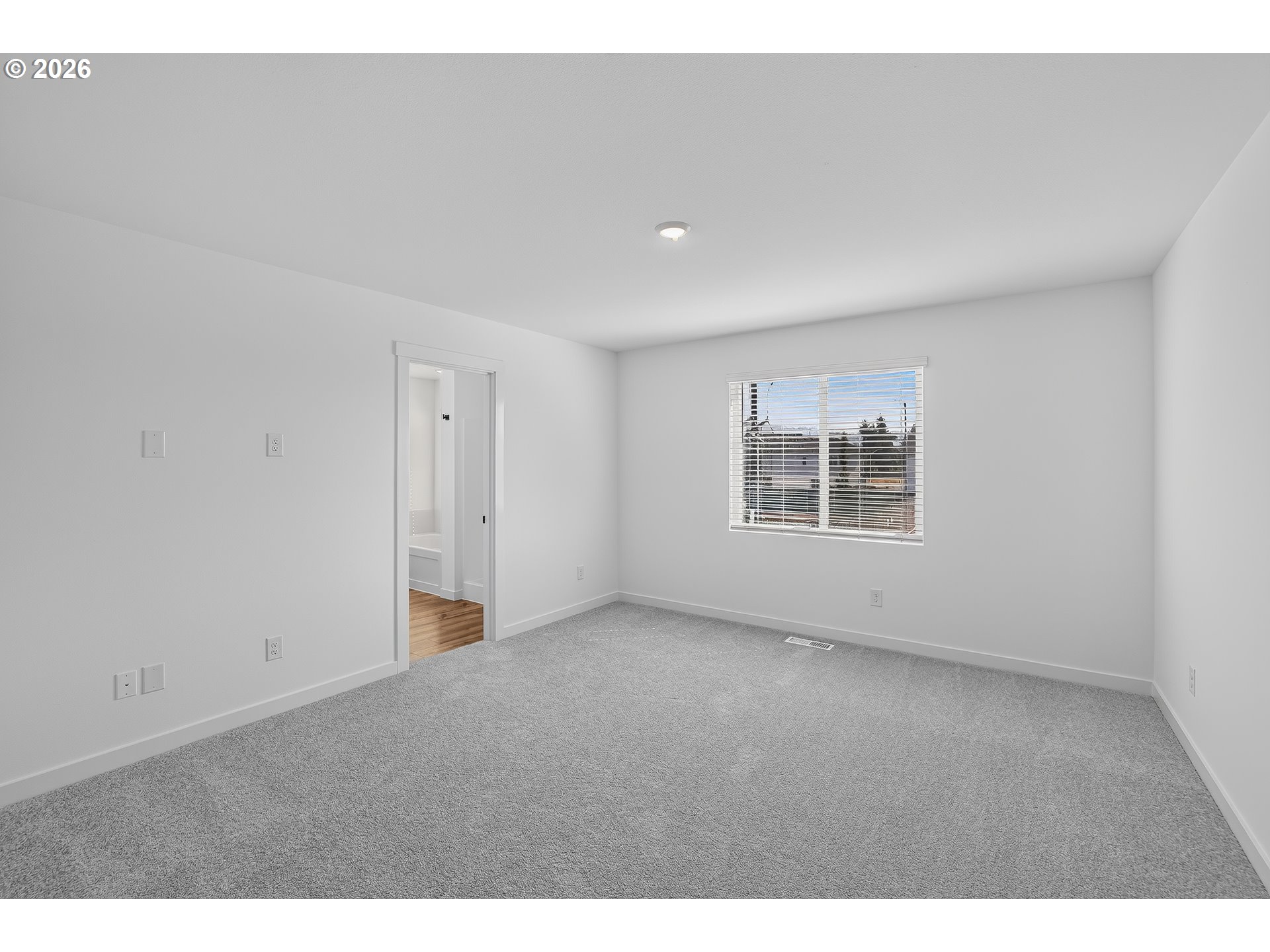 2325 Ash St Property Photo 19