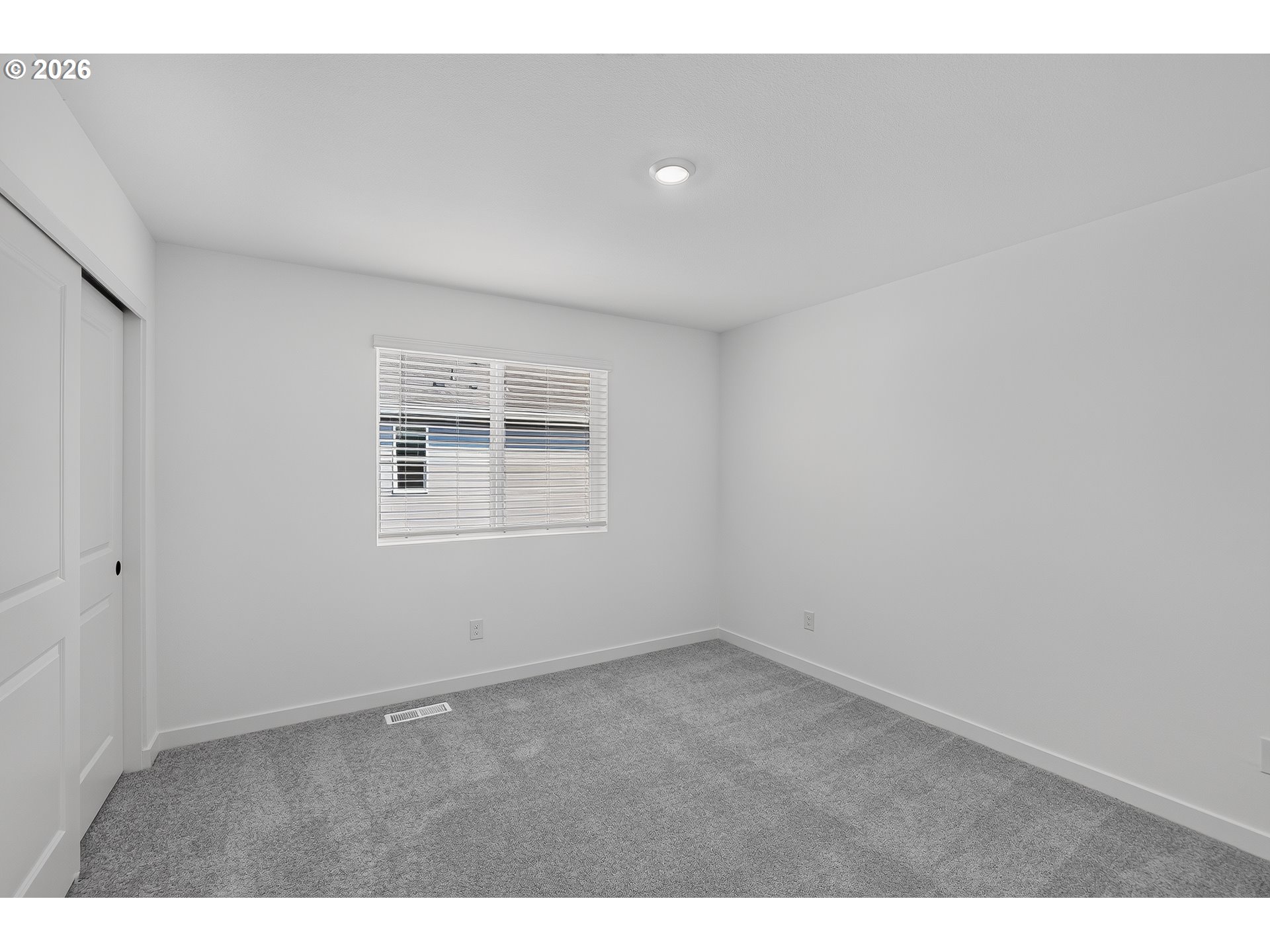 2325 Ash St Property Photo 23