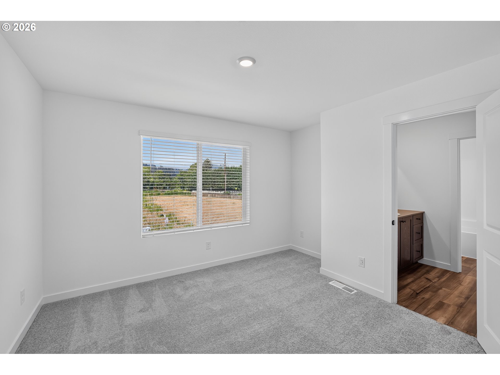 2325 Ash St Property Photo 27