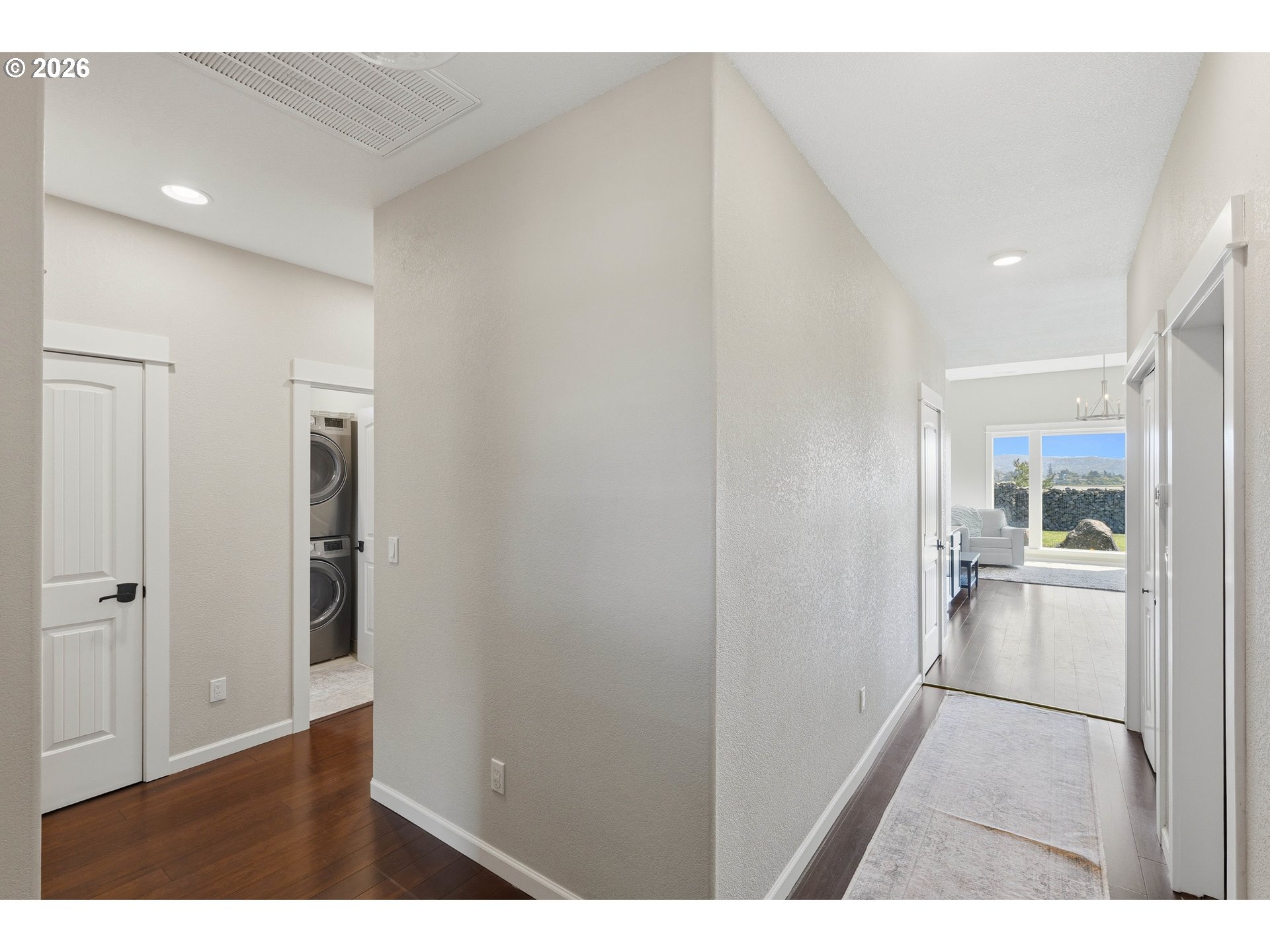 1611 Ash St Property Photo 33