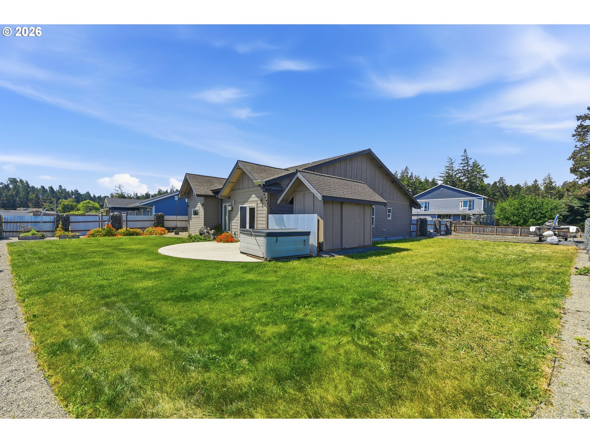 1611 Ash St Property Photo 39