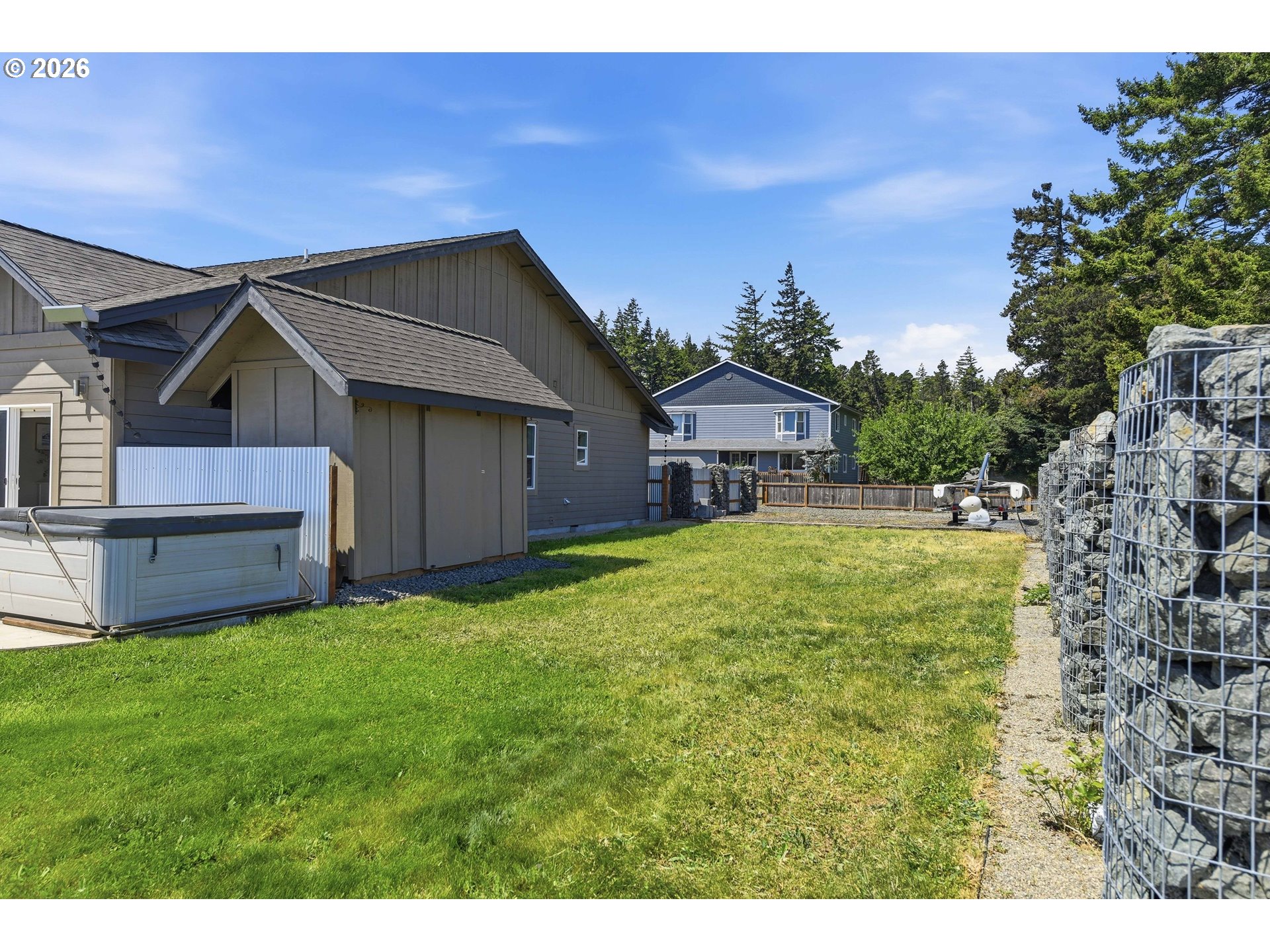1611 Ash St Property Photo 40