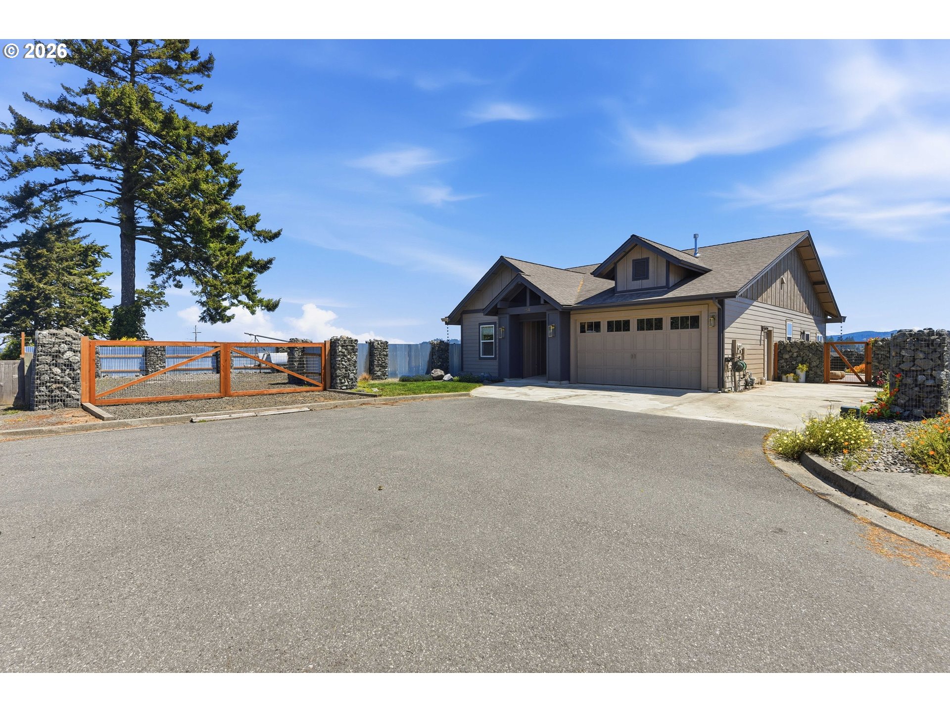 1611 Ash St Property Photo 46