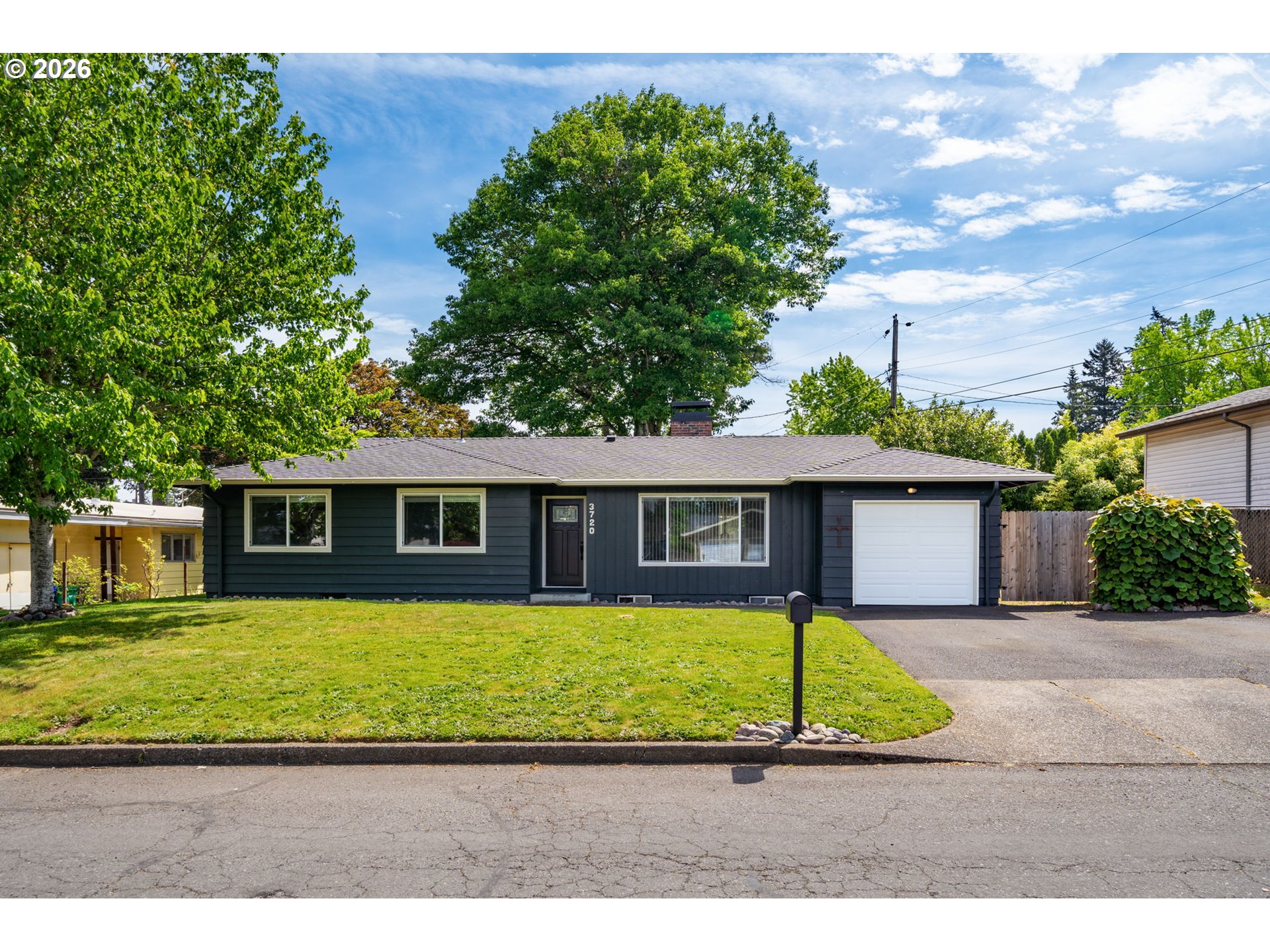 3720 SE 166TH AVE Property Photo 1