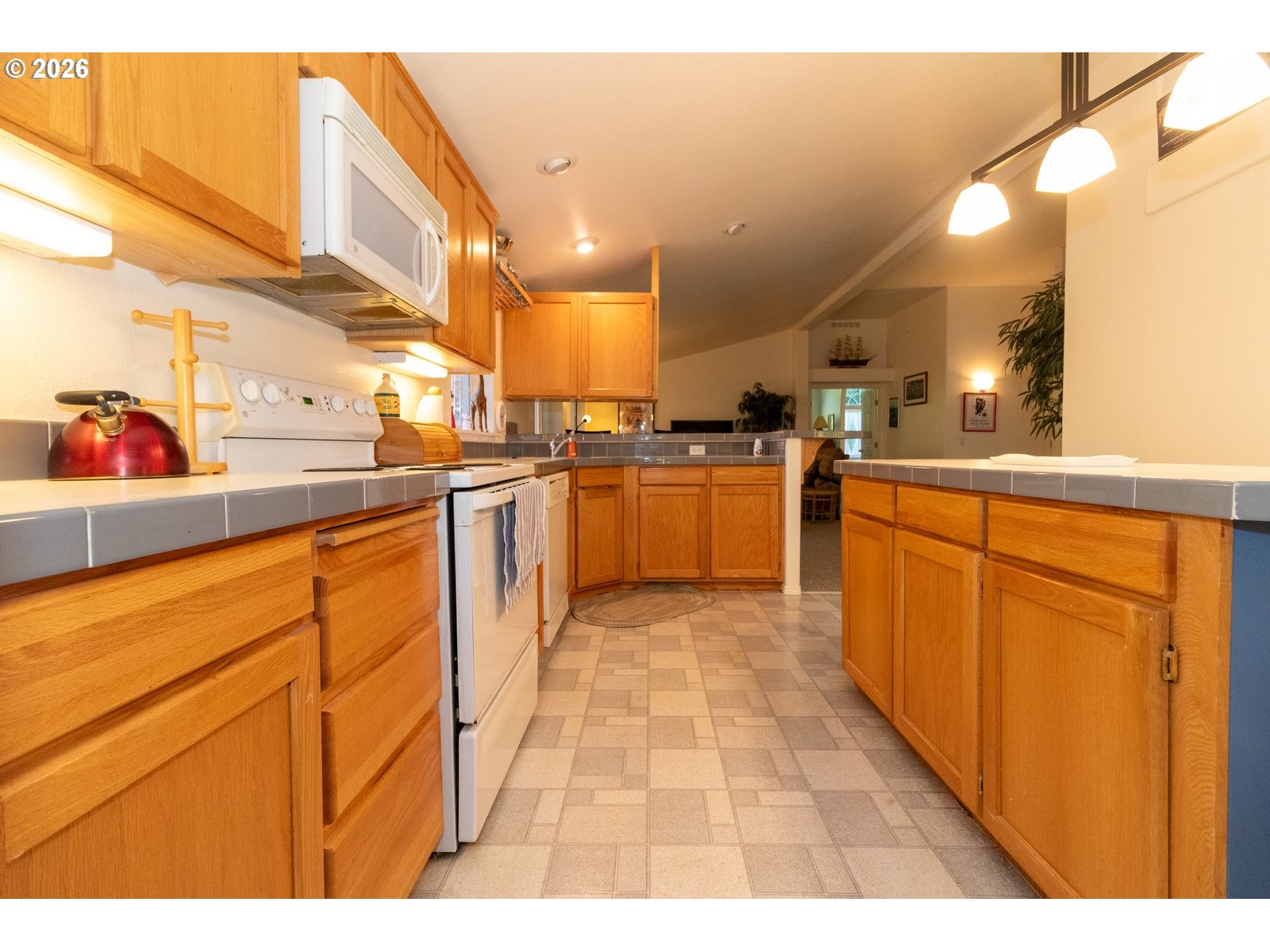 512 Robin Ln Property Photo 15