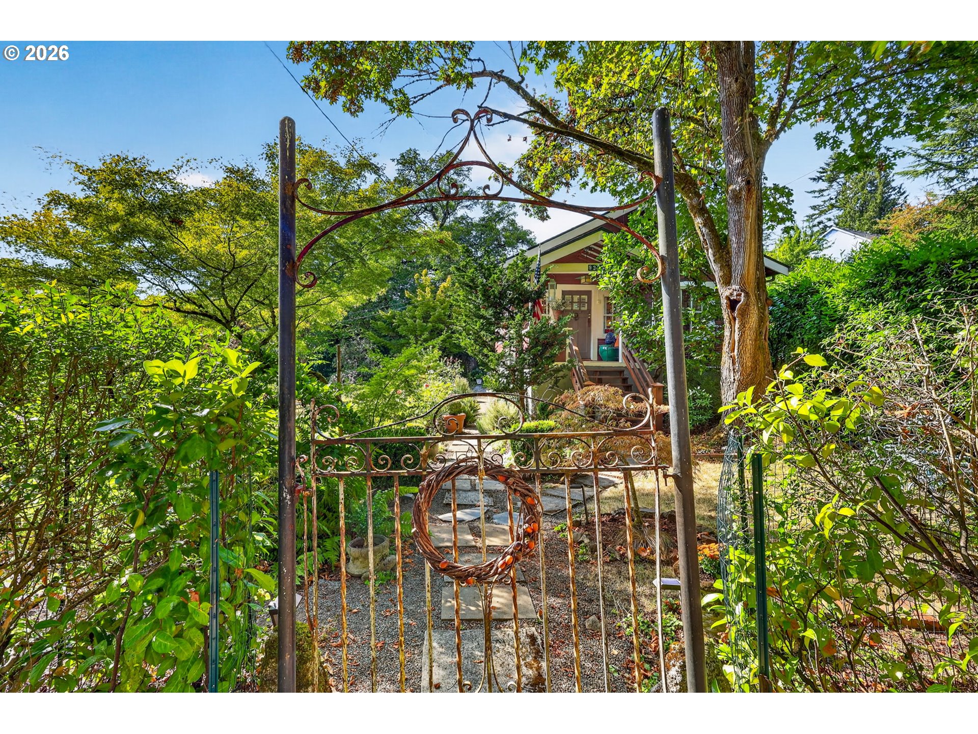 9225 Sw Boones Ferry Rd Property Photo 4