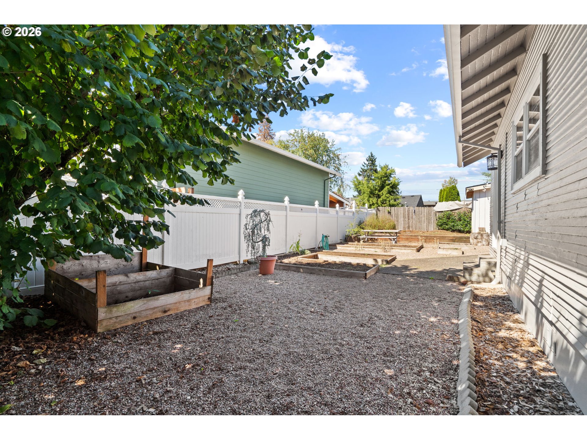 380 E Berkeley St Property Photo 34