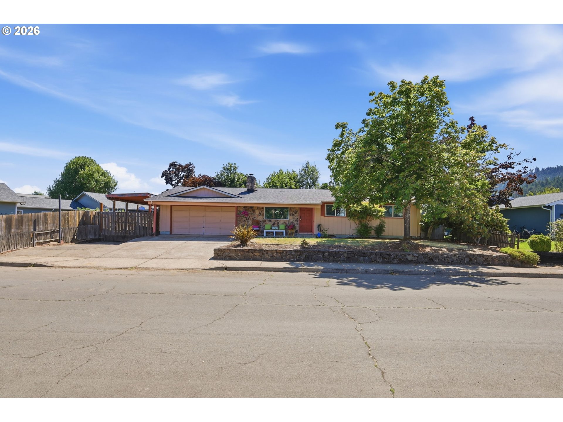 277 71st Pl Property Photo 3