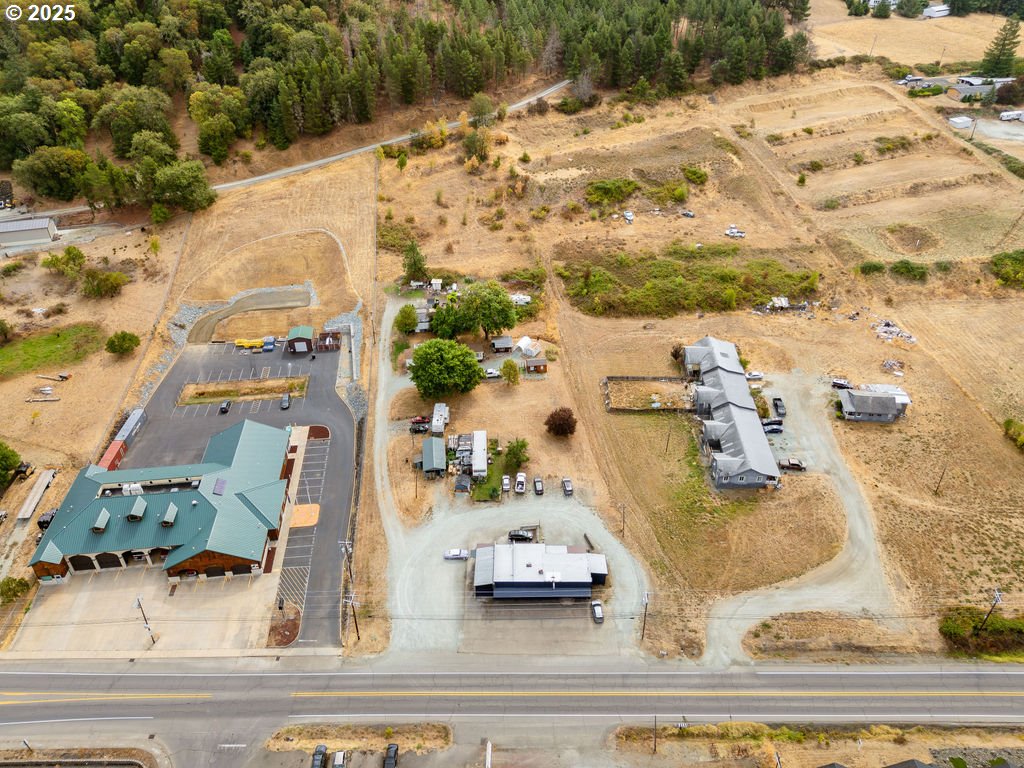 172 S Old Pacific Property Photo 2