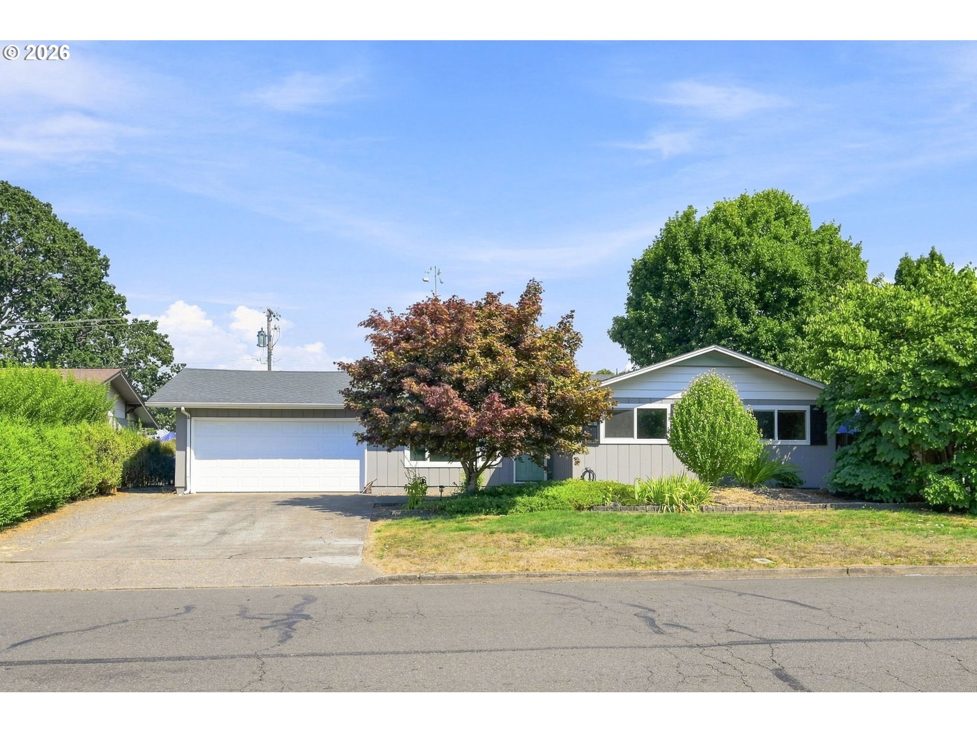 1785 N DANEBO AVE Property Photo 1