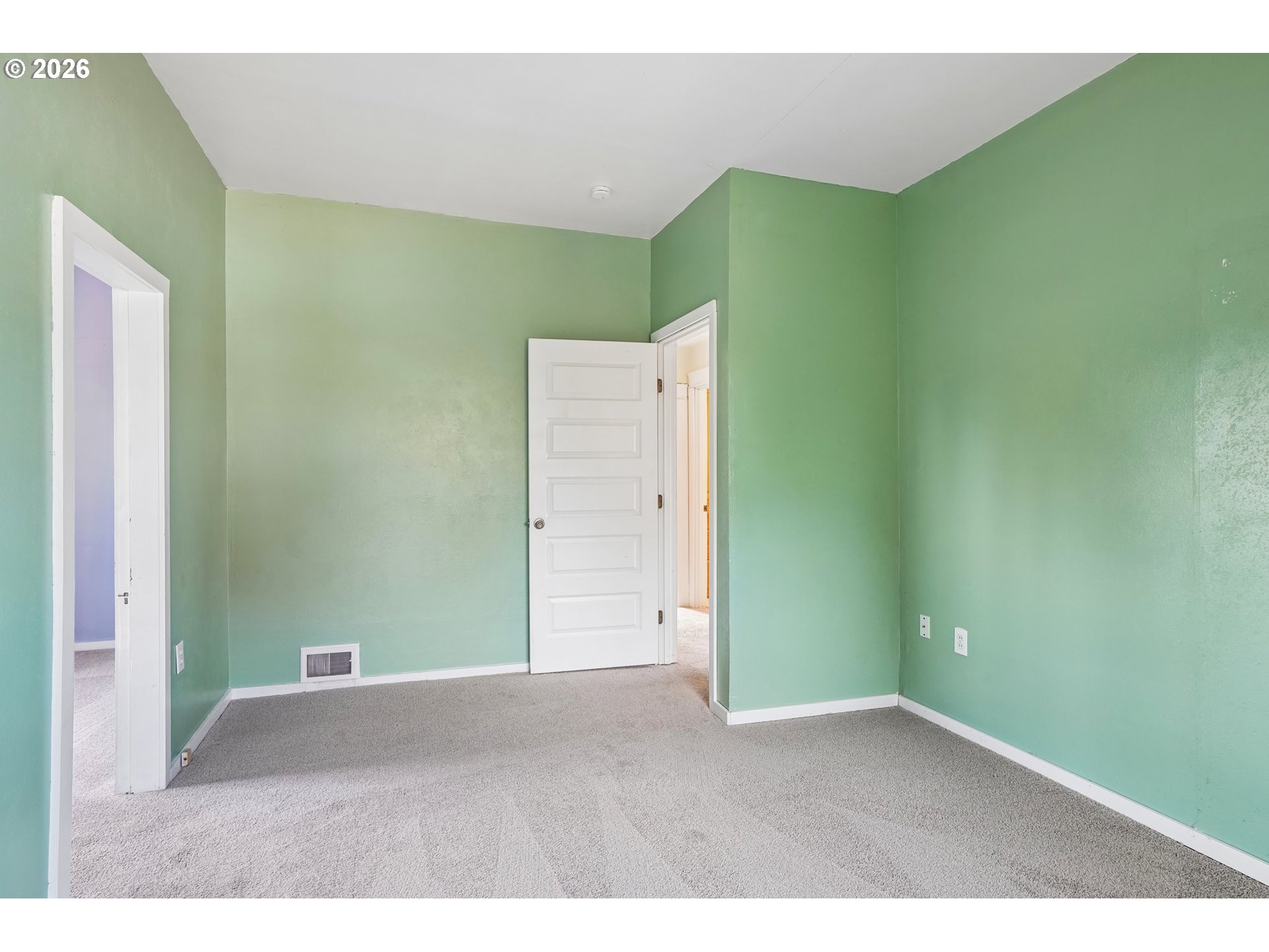 8417 N Berkeley Ave Property Photo 25