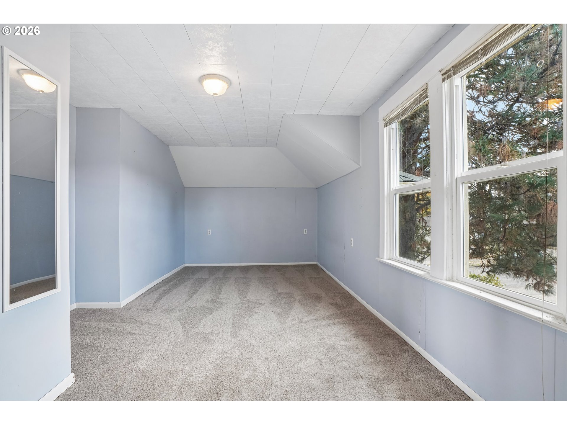8417 N Berkeley Ave Property Photo 32