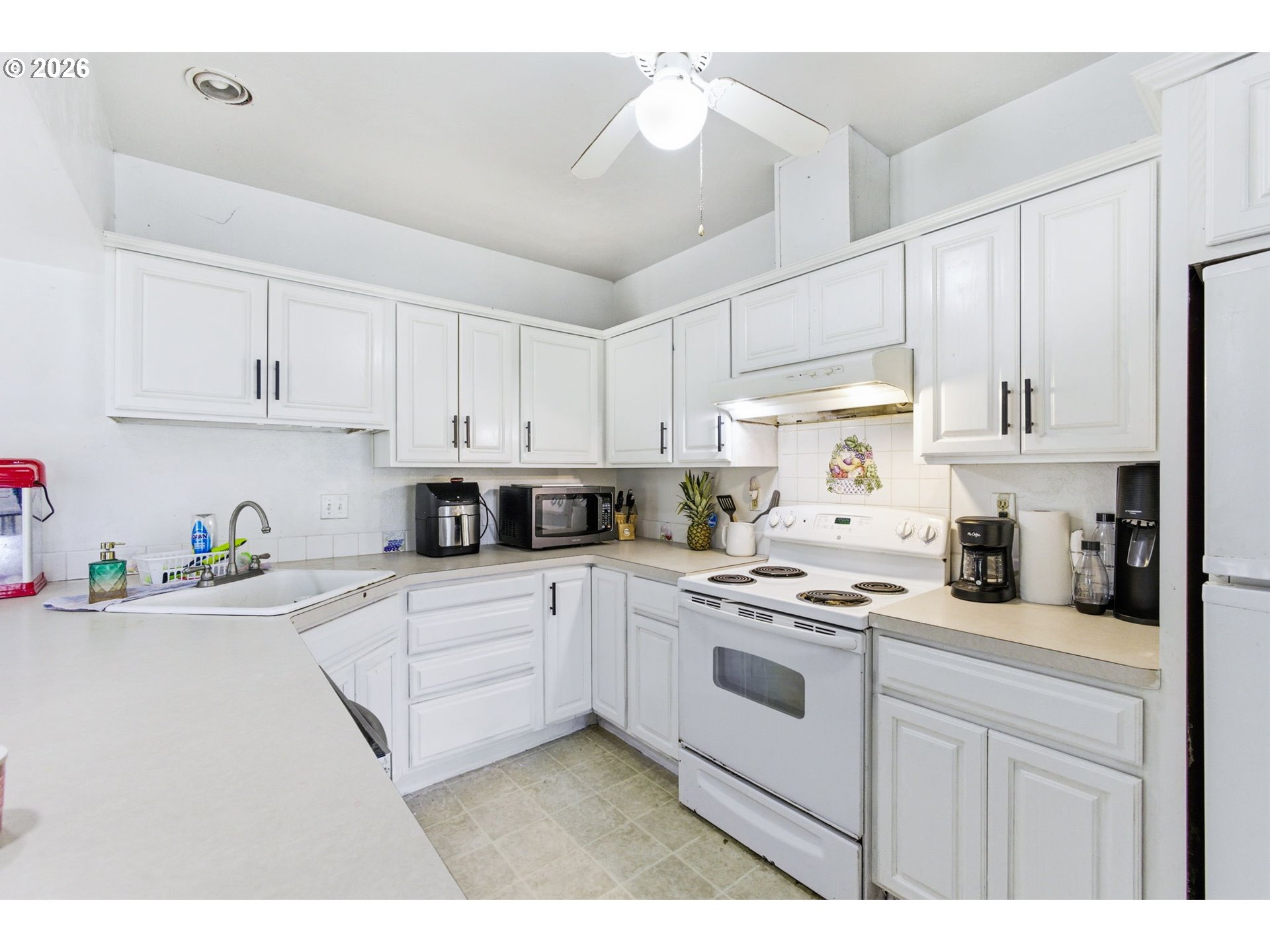 5226 Poplar St. Property Photo 16