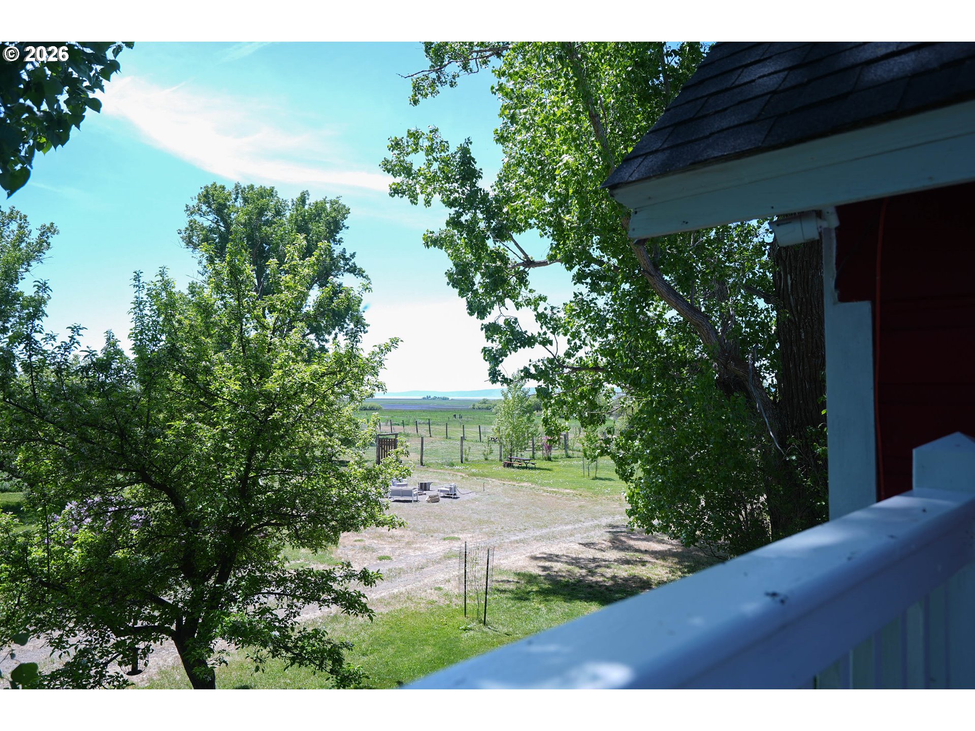 15682 Highway 395 Property Photo 25