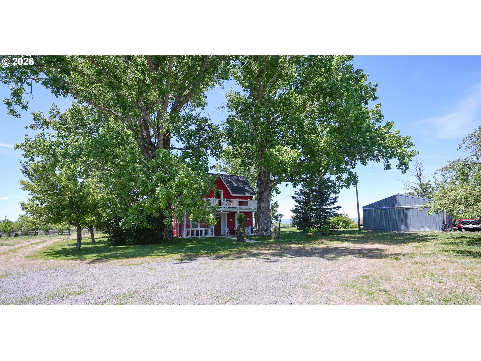 15682 Highway 395 Property Photo 38