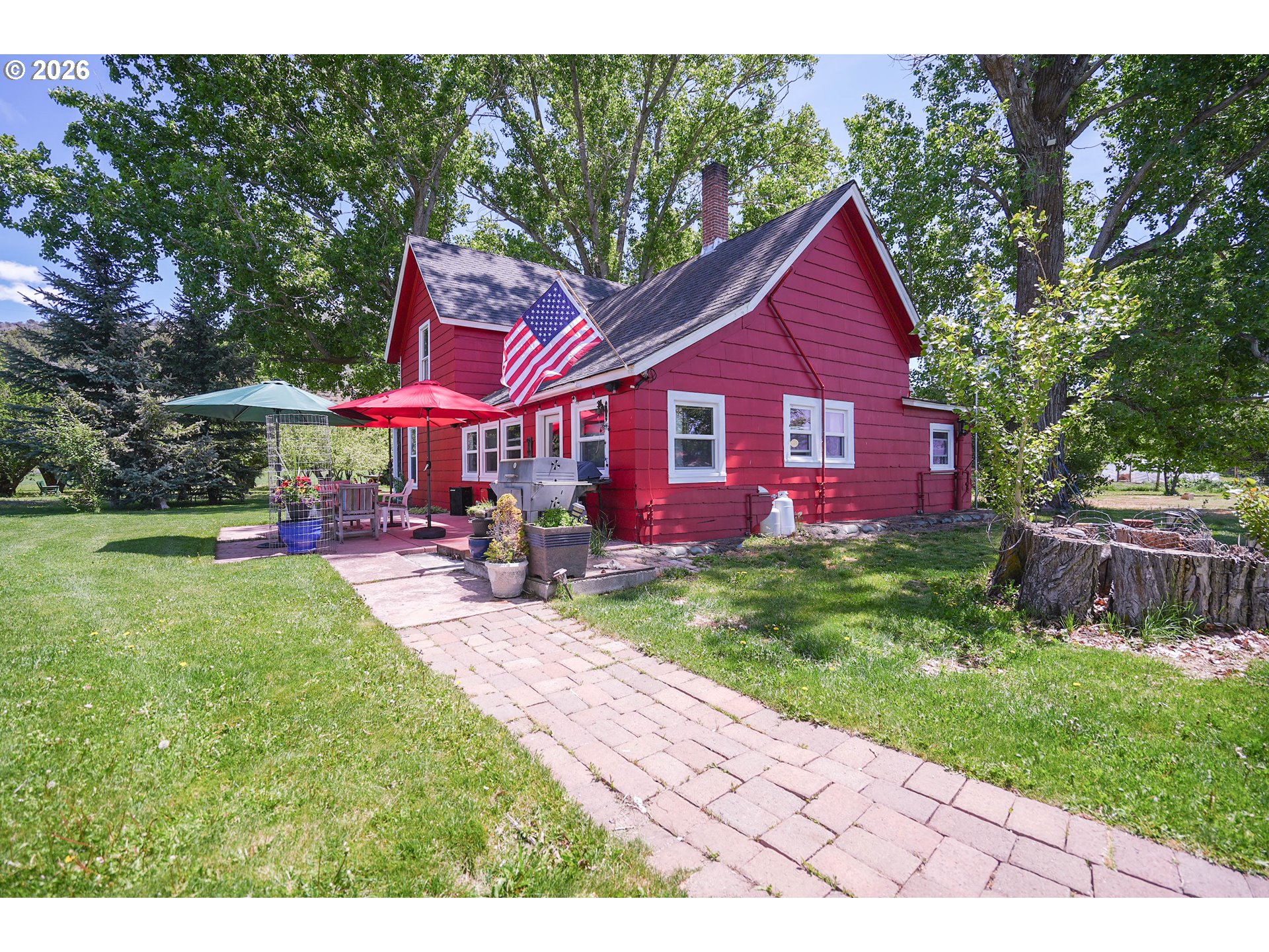 15682 Highway 395 Property Photo 39