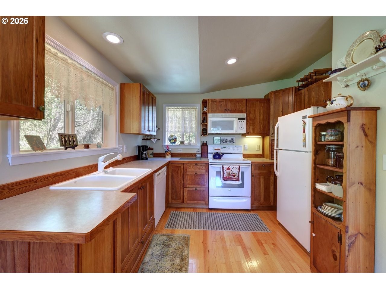 9320 Nehalem Rd Property Photo 17