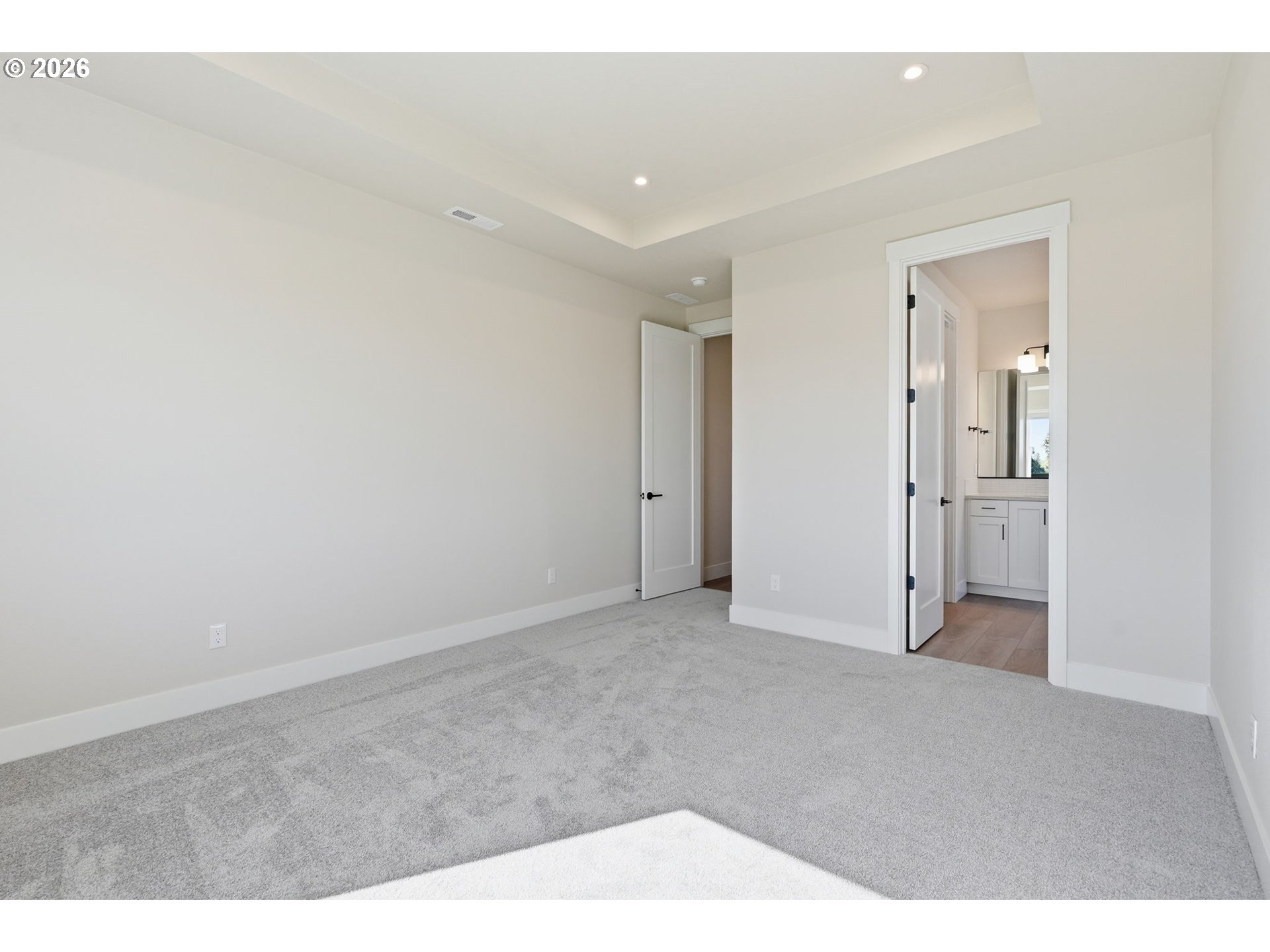 1842 S Pine St Property Photo 9
