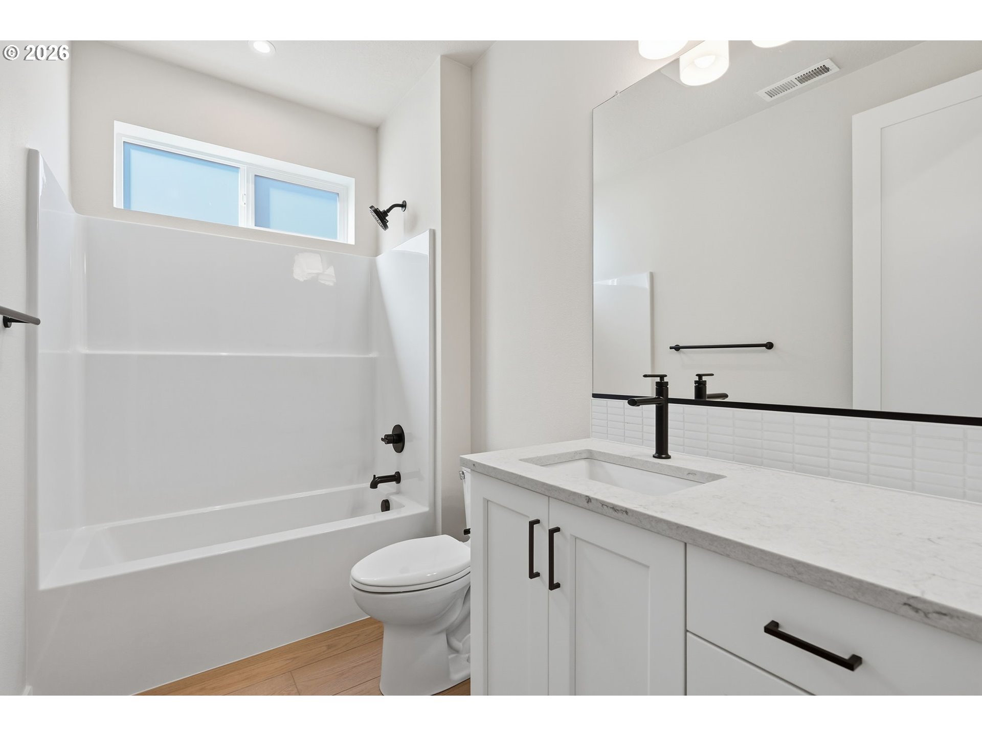 1842 S Pine St Property Photo 16
