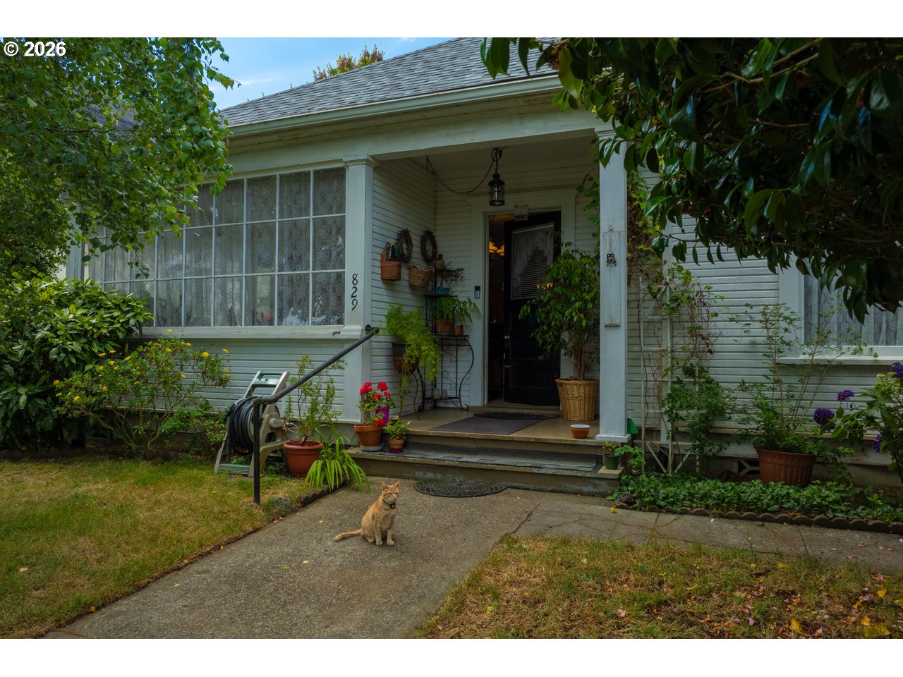 829 Florida St Property Photo 4