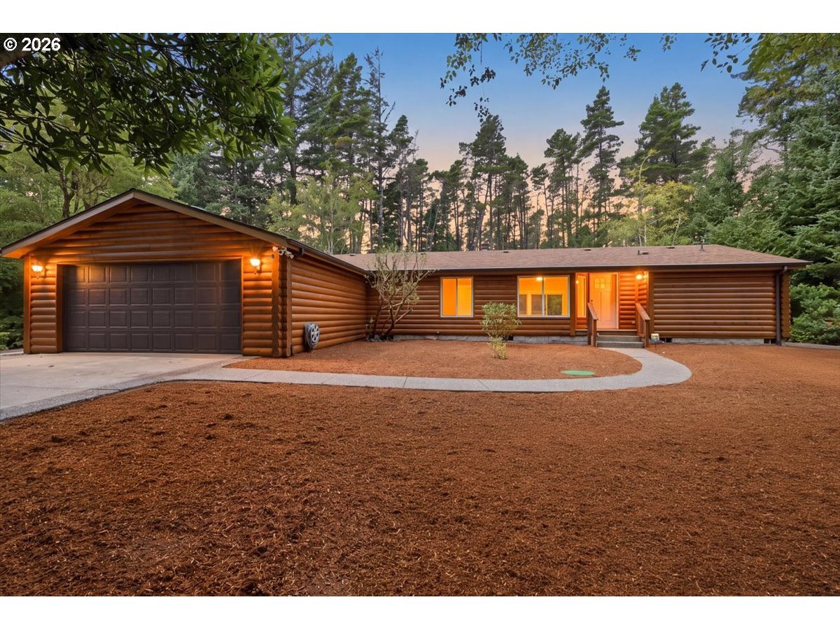 5013 Heceta Beach Rd Property Photo 1