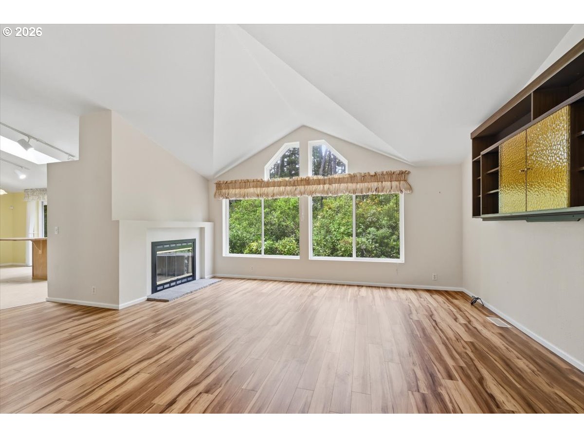 5013 Heceta Beach Rd Property Photo 5