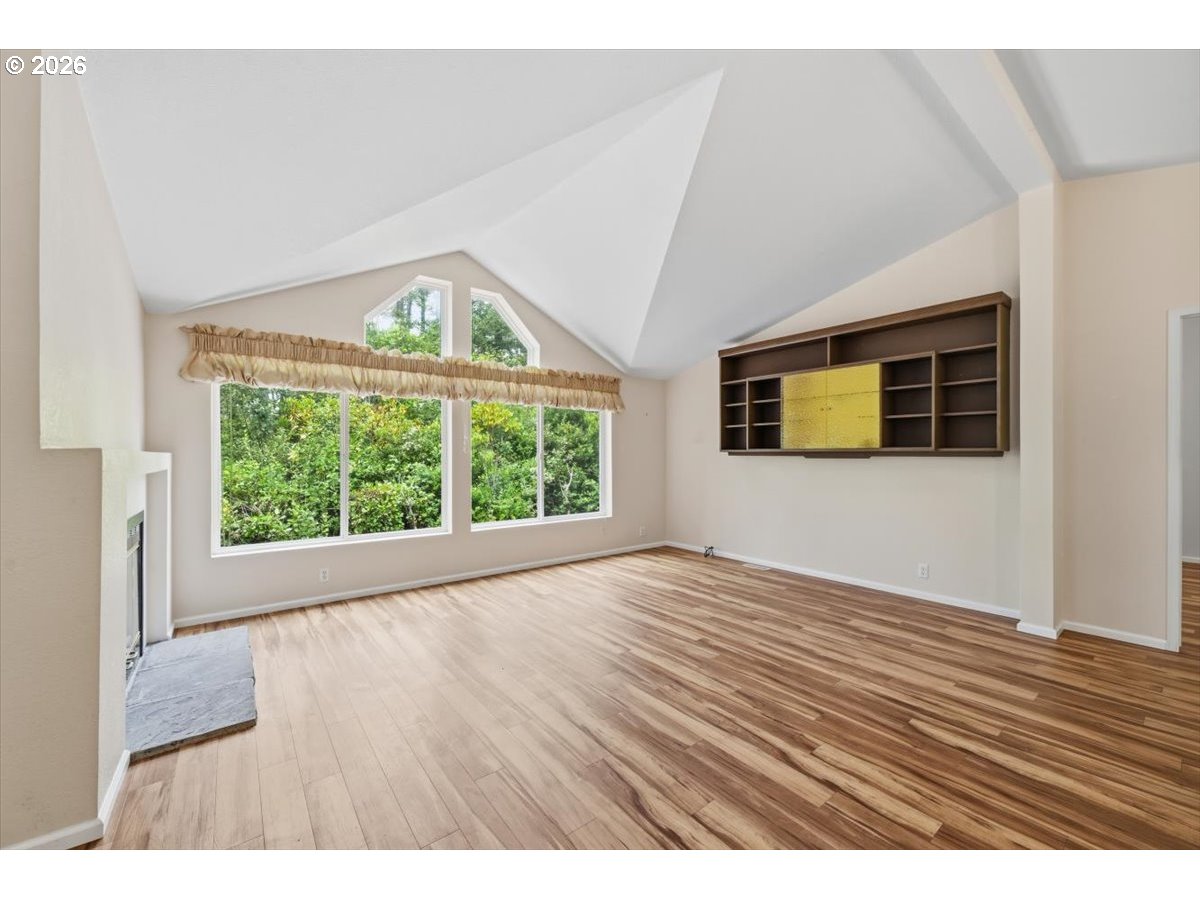 5013 Heceta Beach Rd Property Photo 10