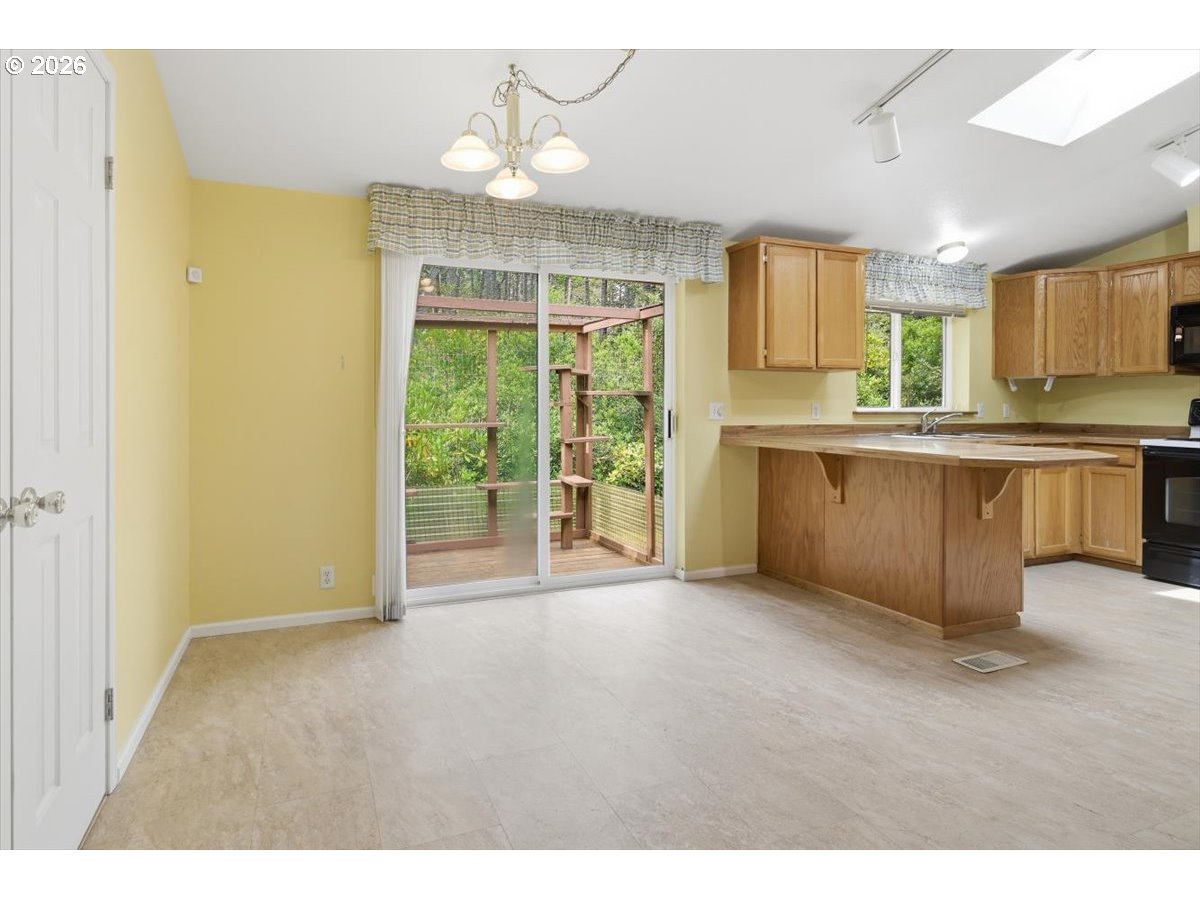 5013 Heceta Beach Rd Property Photo 15