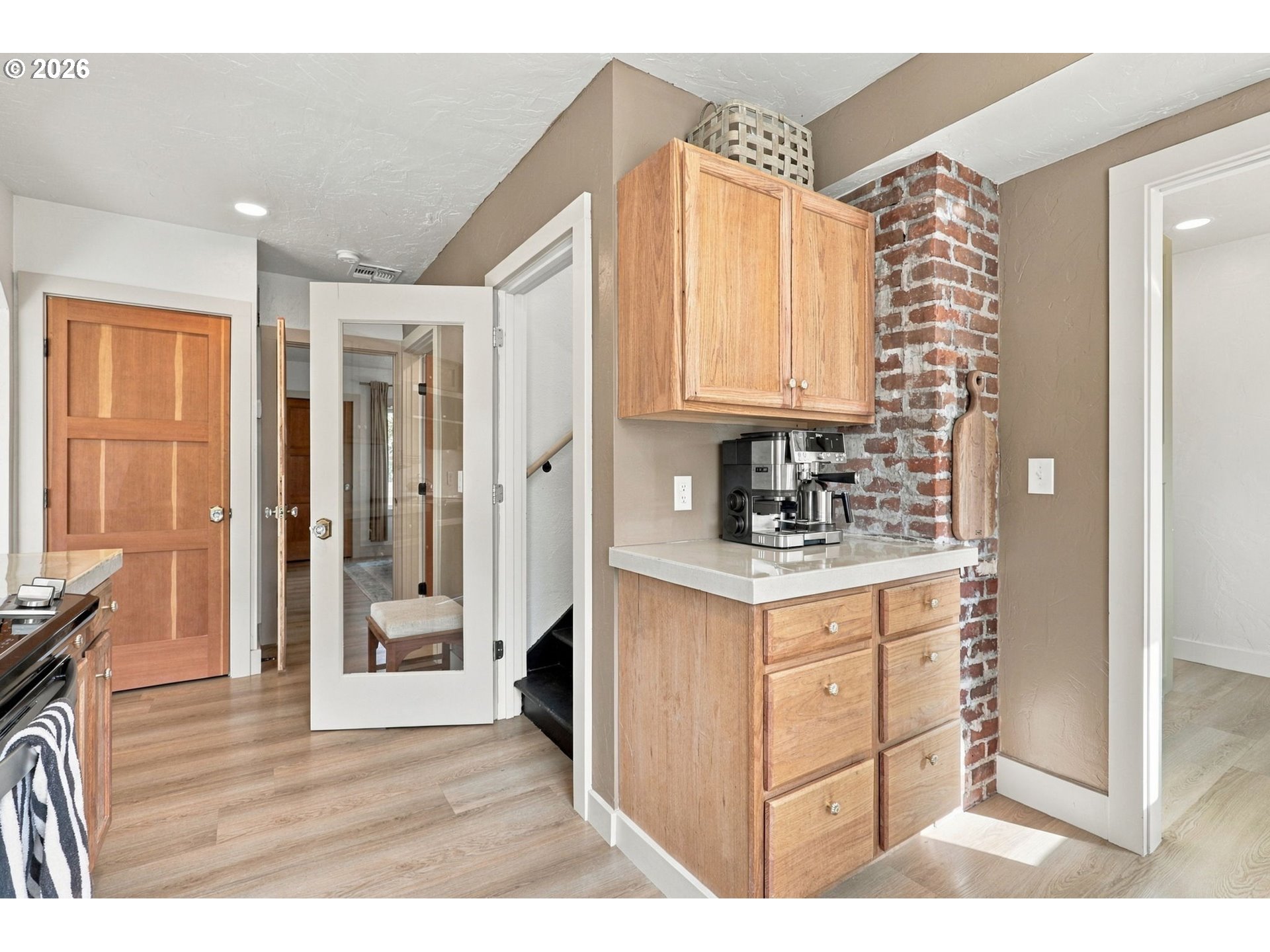 954 Park St Property Photo 18