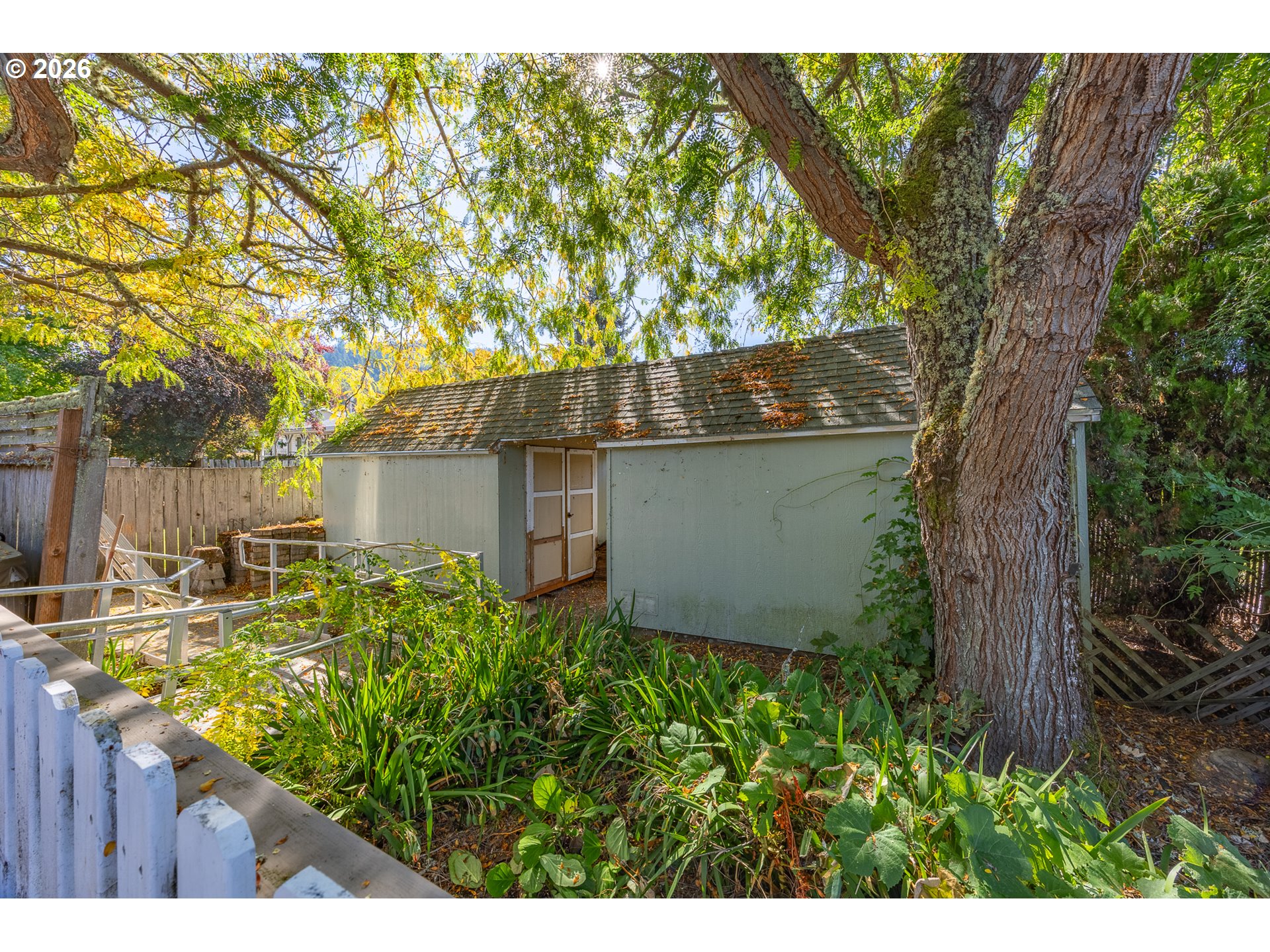 3077 W Lorraine Ave Property Photo 29