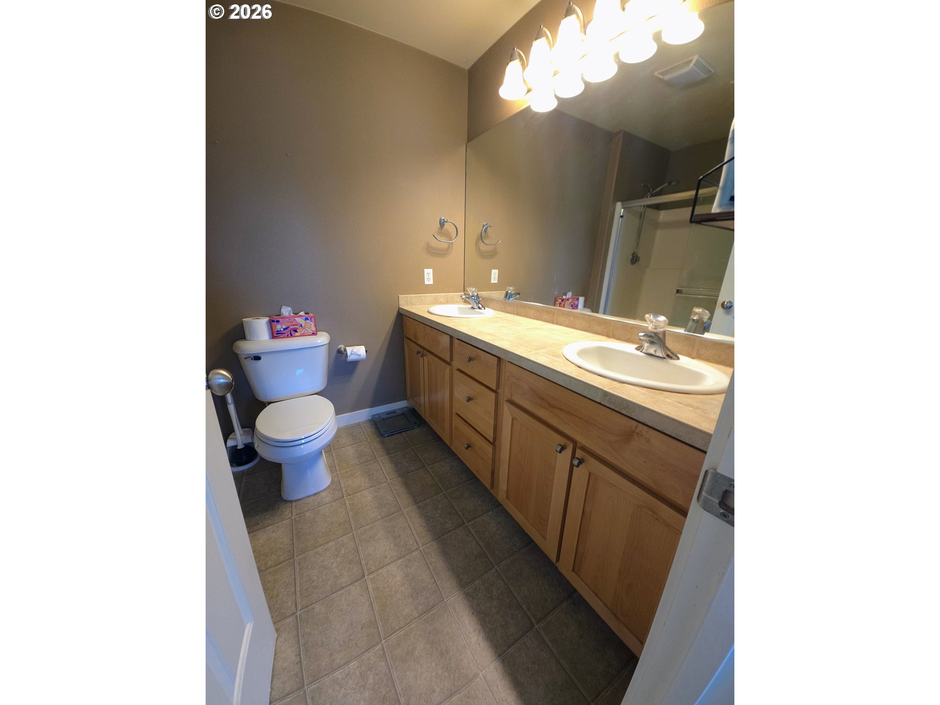 2543 Nw 2nd Ter Property Photo 10