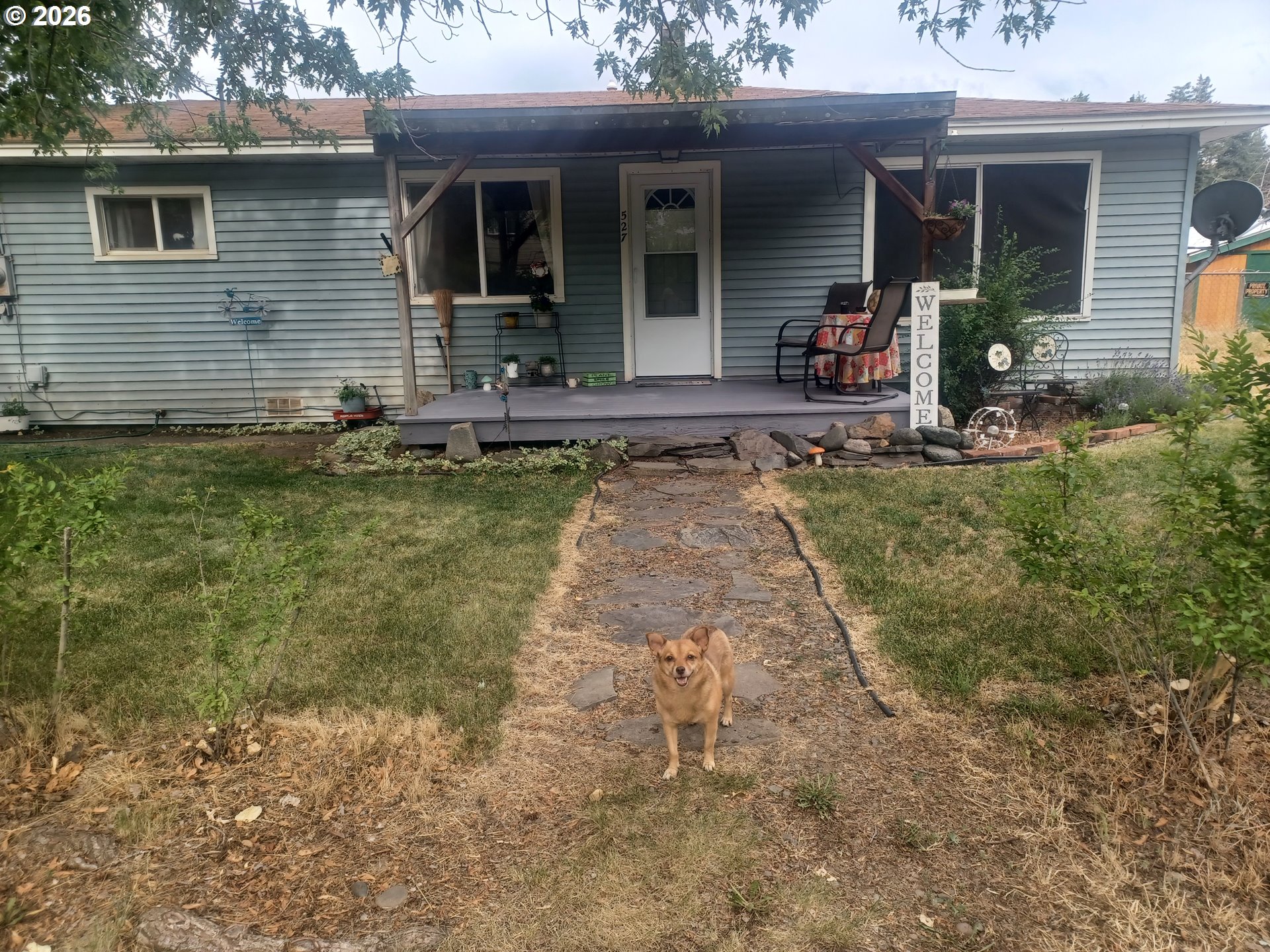 527 S Dewey St Property Photo 1