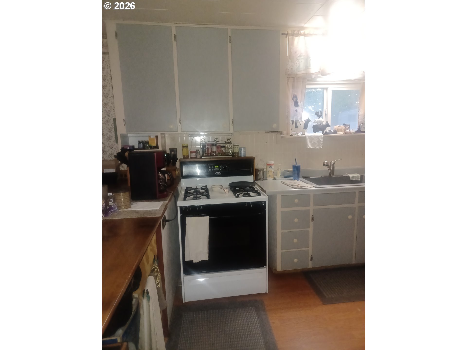 527 S Dewey St Property Photo 31