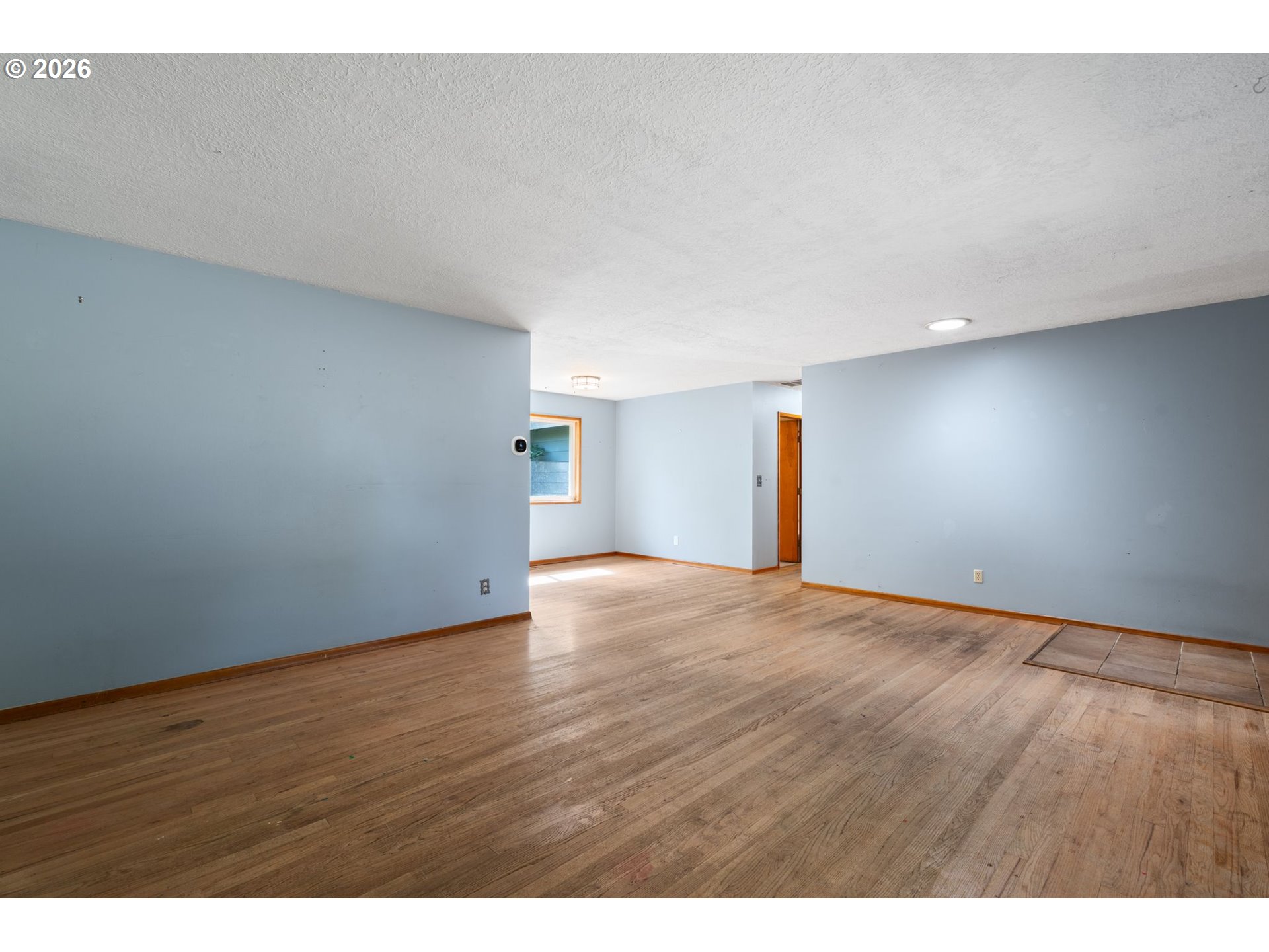 1605 Juniper St Property Photo 7