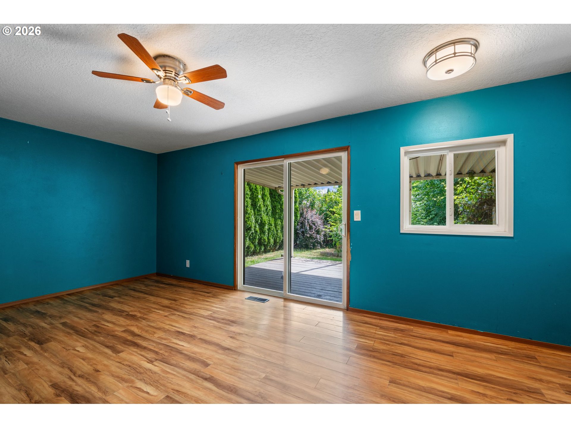 1605 Juniper St Property Photo 16