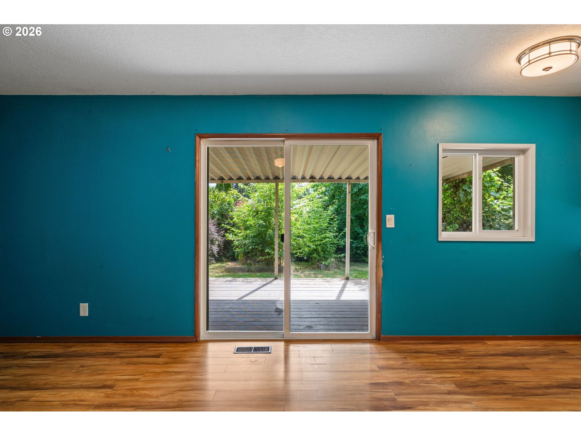 1605 Juniper St Property Photo 17