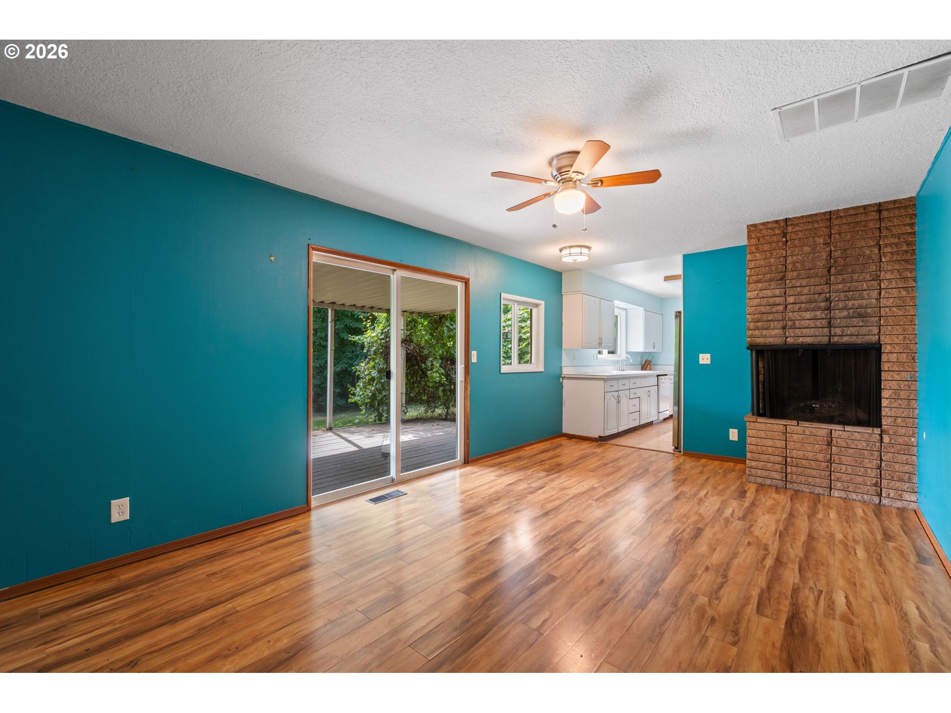 1605 Juniper St Property Photo 18