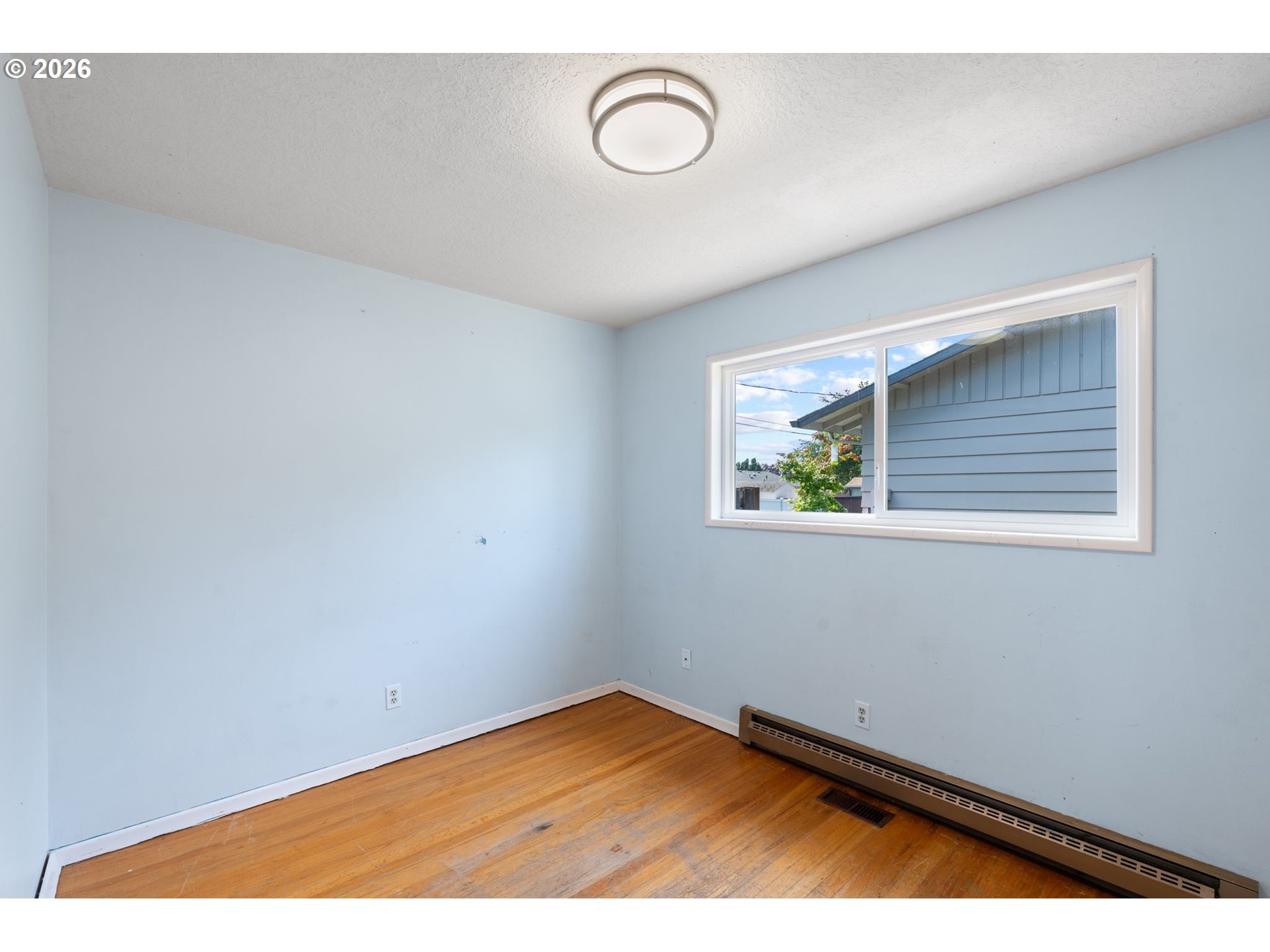 1605 Juniper St Property Photo 27