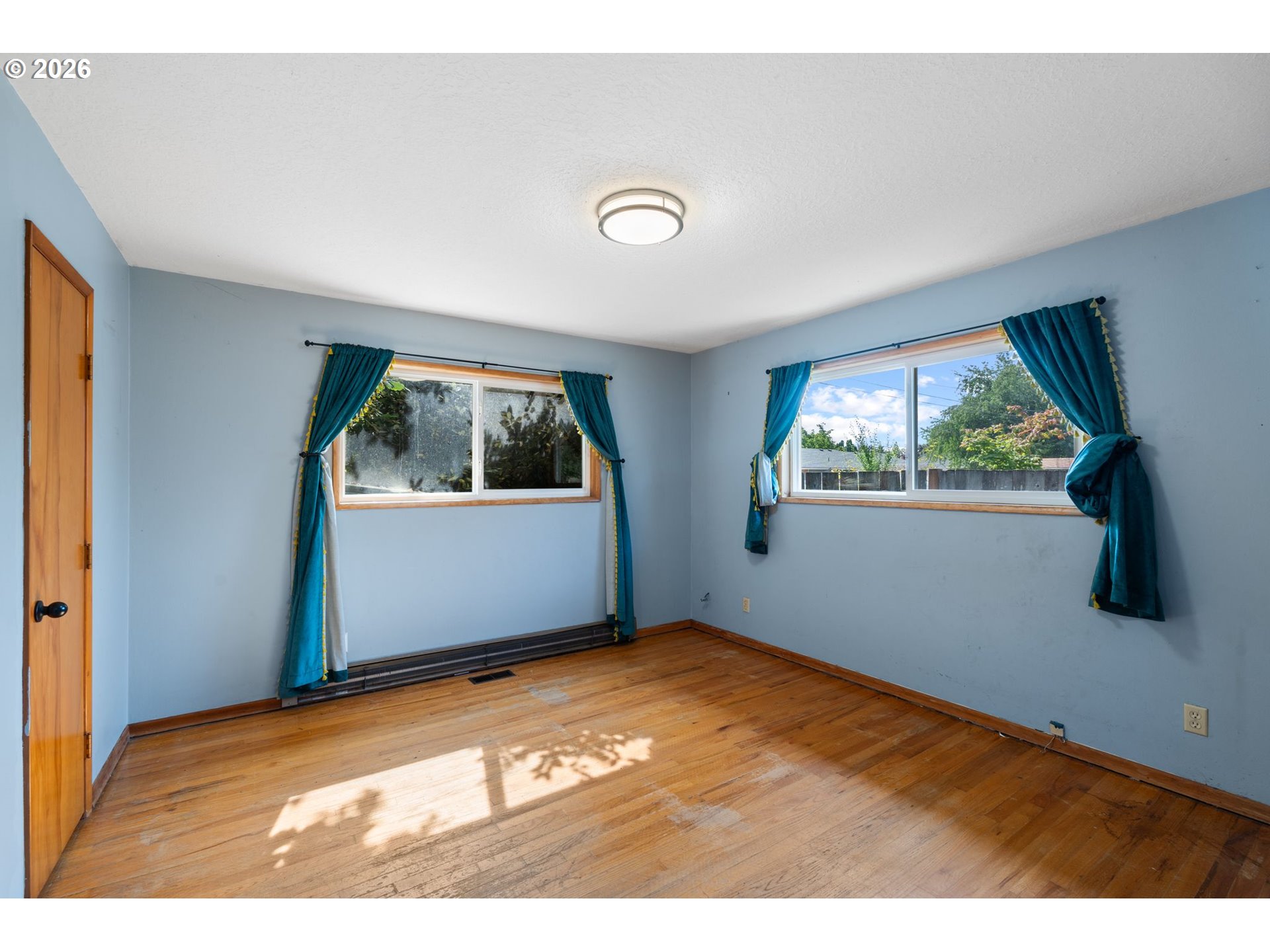 1605 Juniper St Property Photo 29