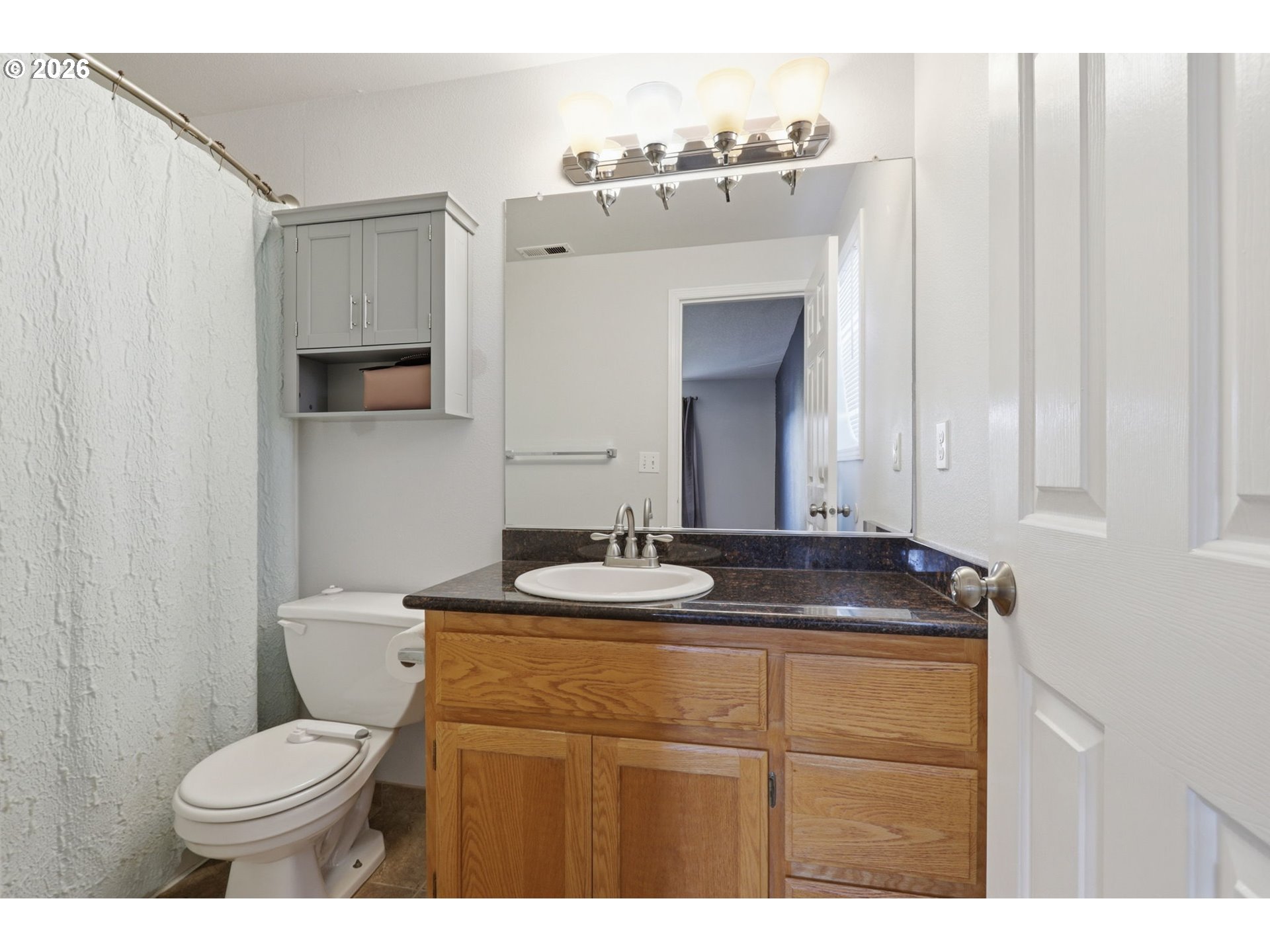 728 E Heritage Loop Property Photo 19