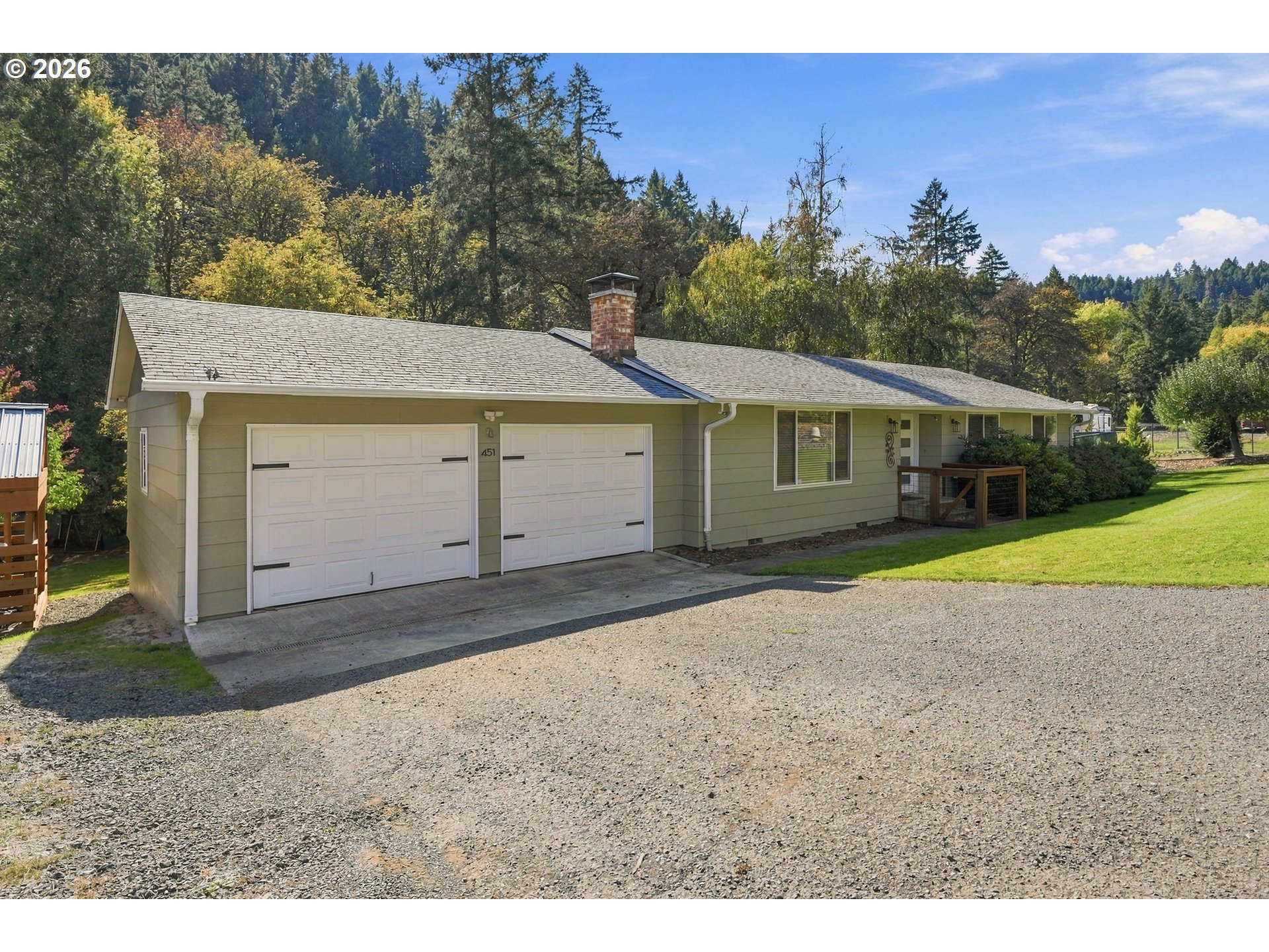 451 Woodruff Mountain Rd Property Photo 3