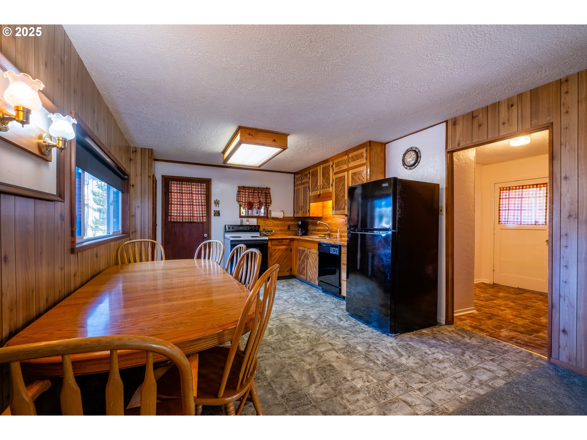 33520 Cape Kiwanda Dr Property Photo 5