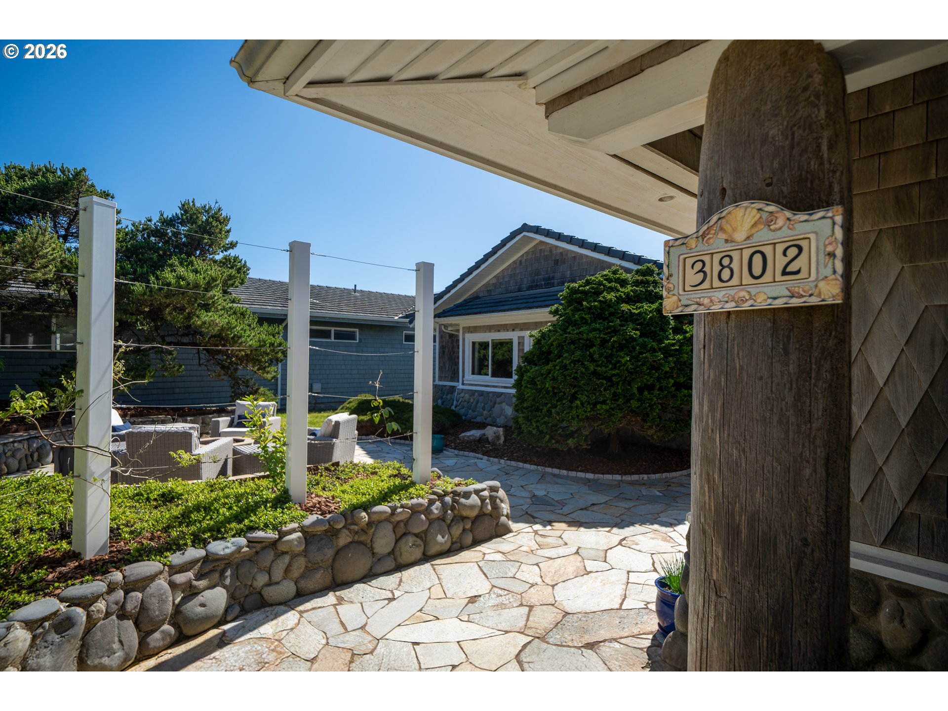 3802 Nw Oceania Dr Property Photo 1