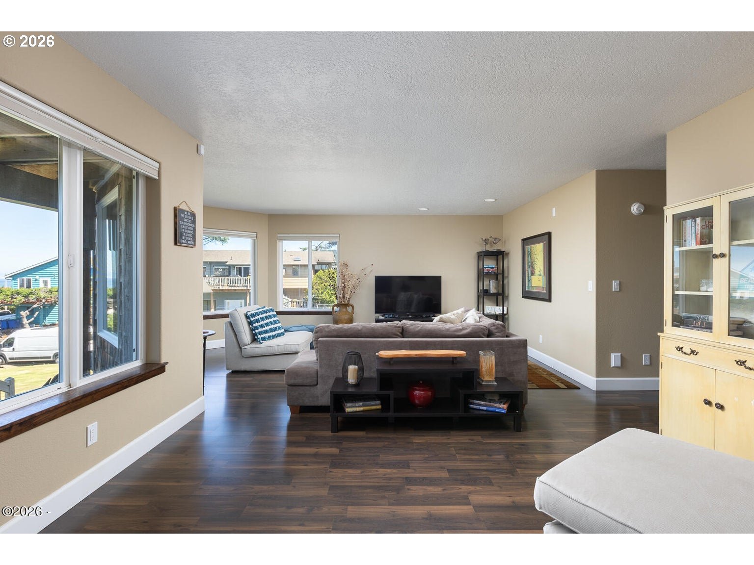 1903 Ne Spindrift Ct Property Photo 29