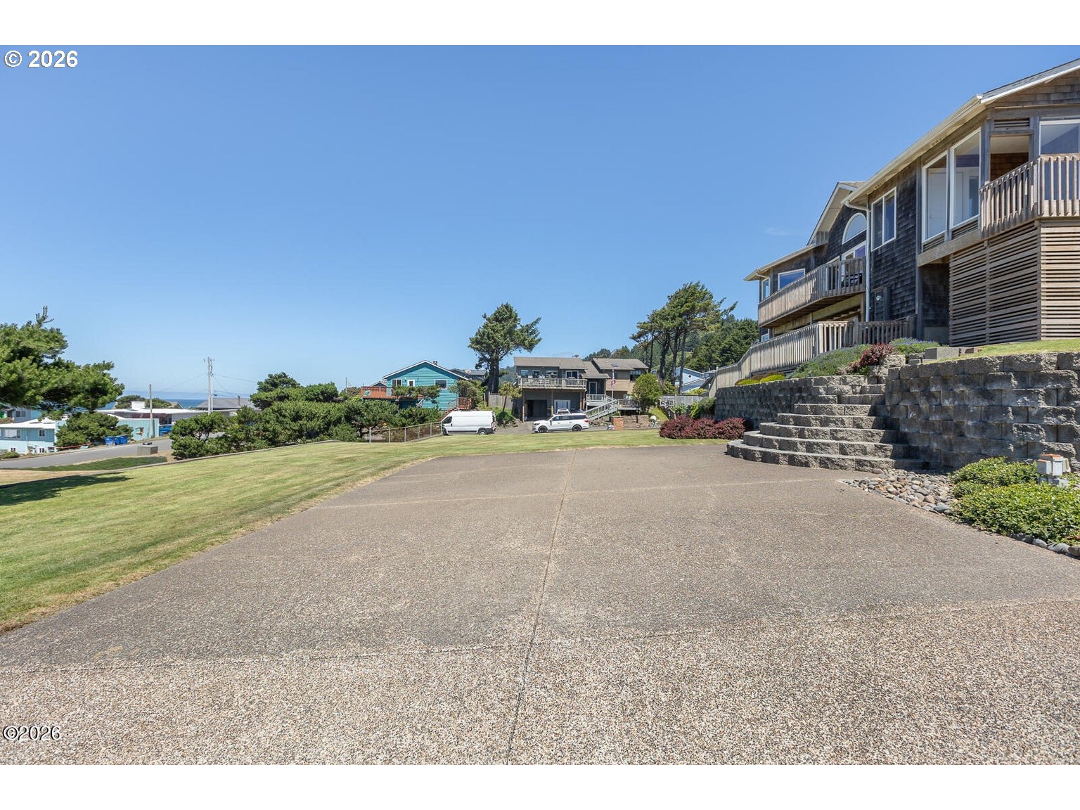 1903 Ne Spindrift Ct Property Photo 47