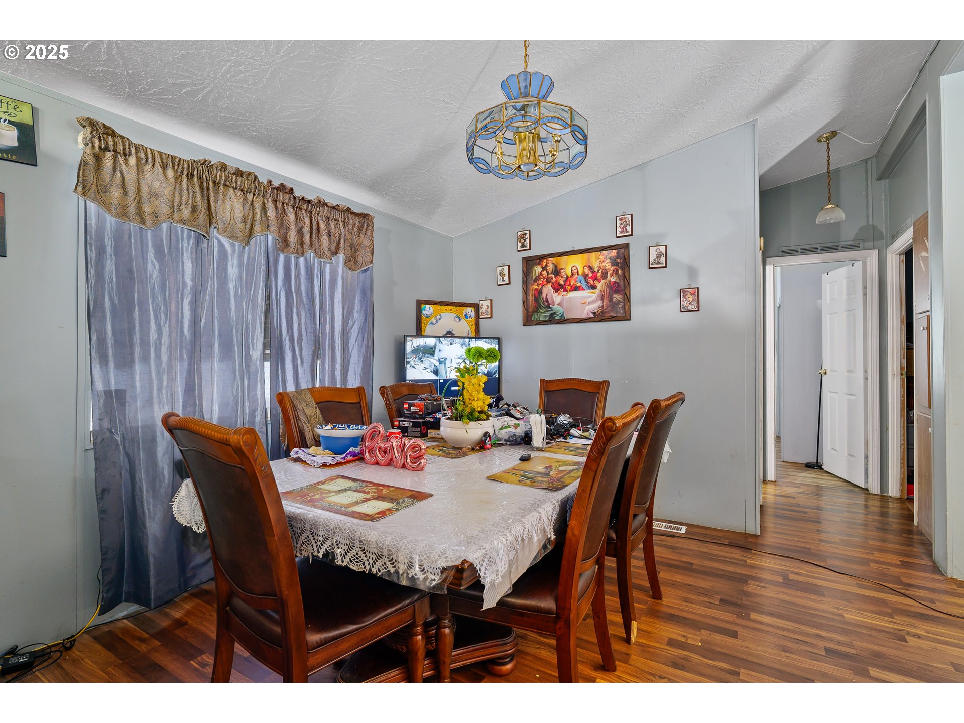 10511 Lower River Rd Property Photo 5