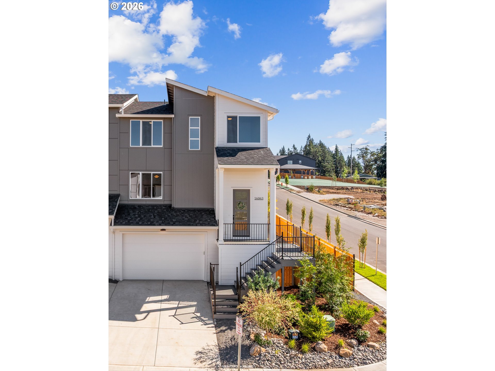 16063 Serres Farms Way Property Photo 1