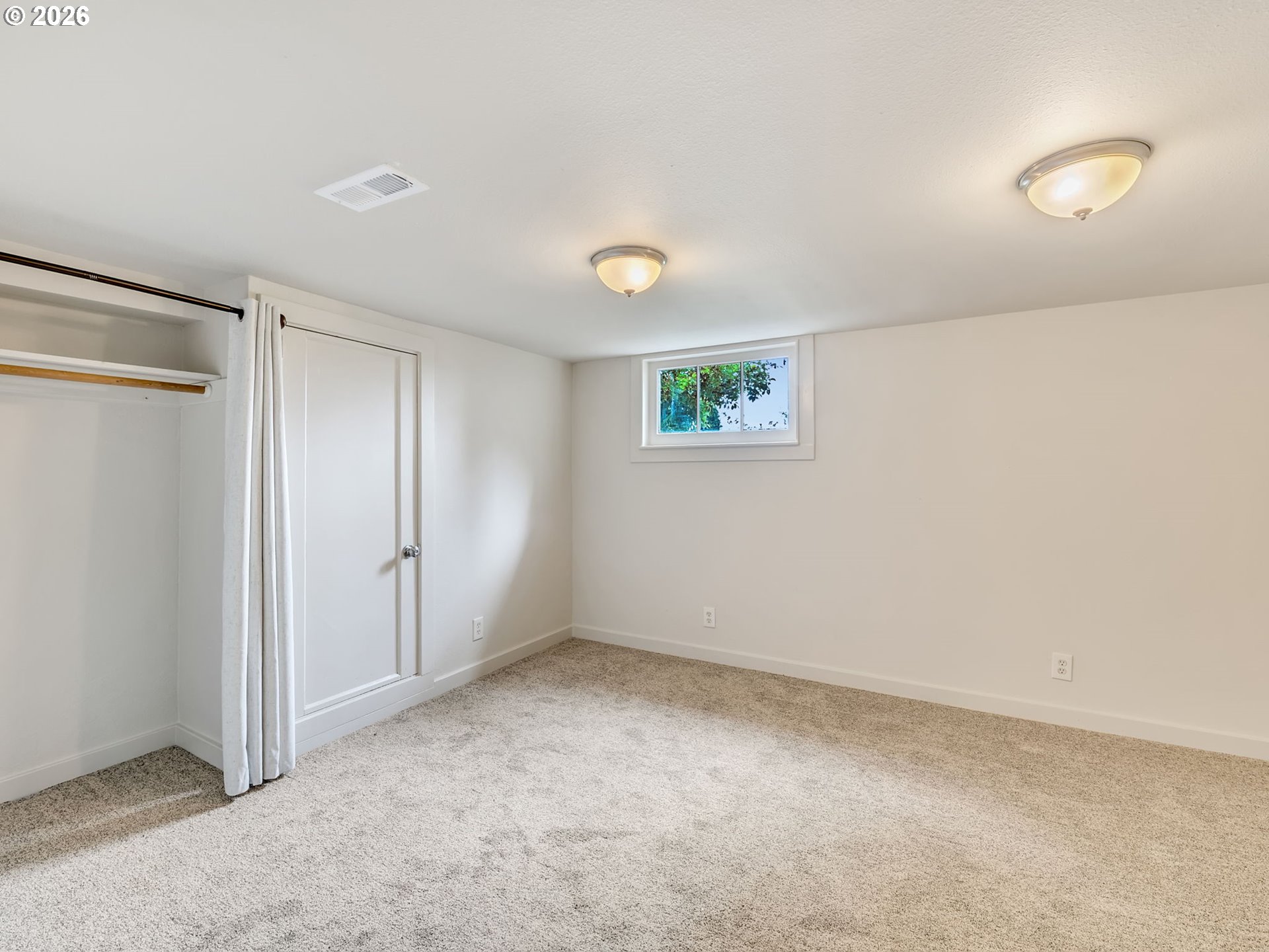 4405 Commercial St Property Photo 21