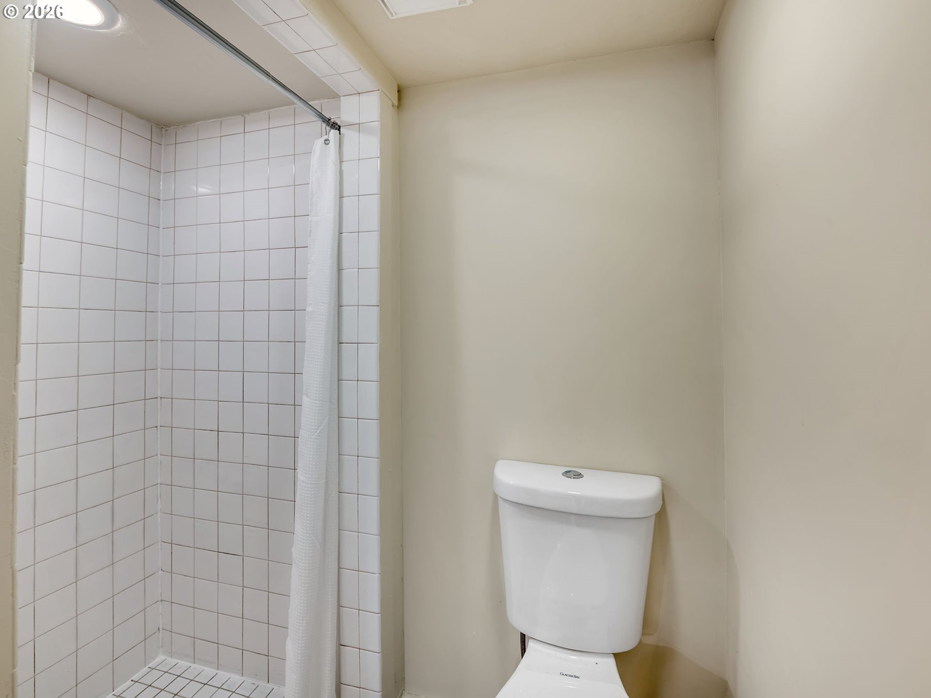 4405 Commercial St Property Photo 30